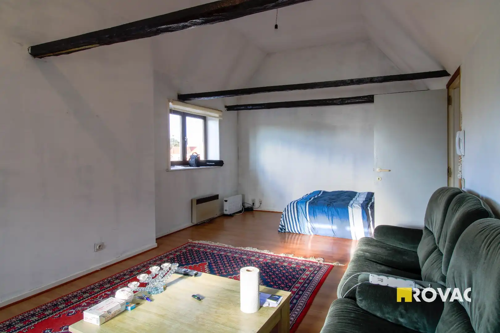 Appartement nabij het station van Izegem! foto 2