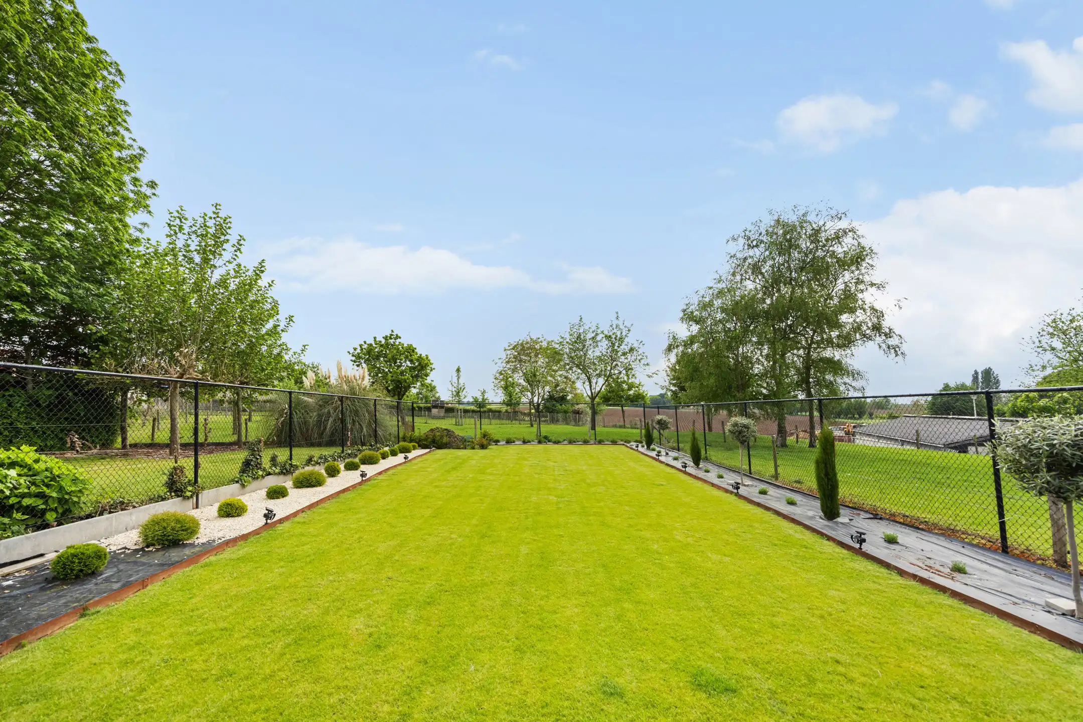 Instapklare woning met zonnige tuin te Valmeer foto 3