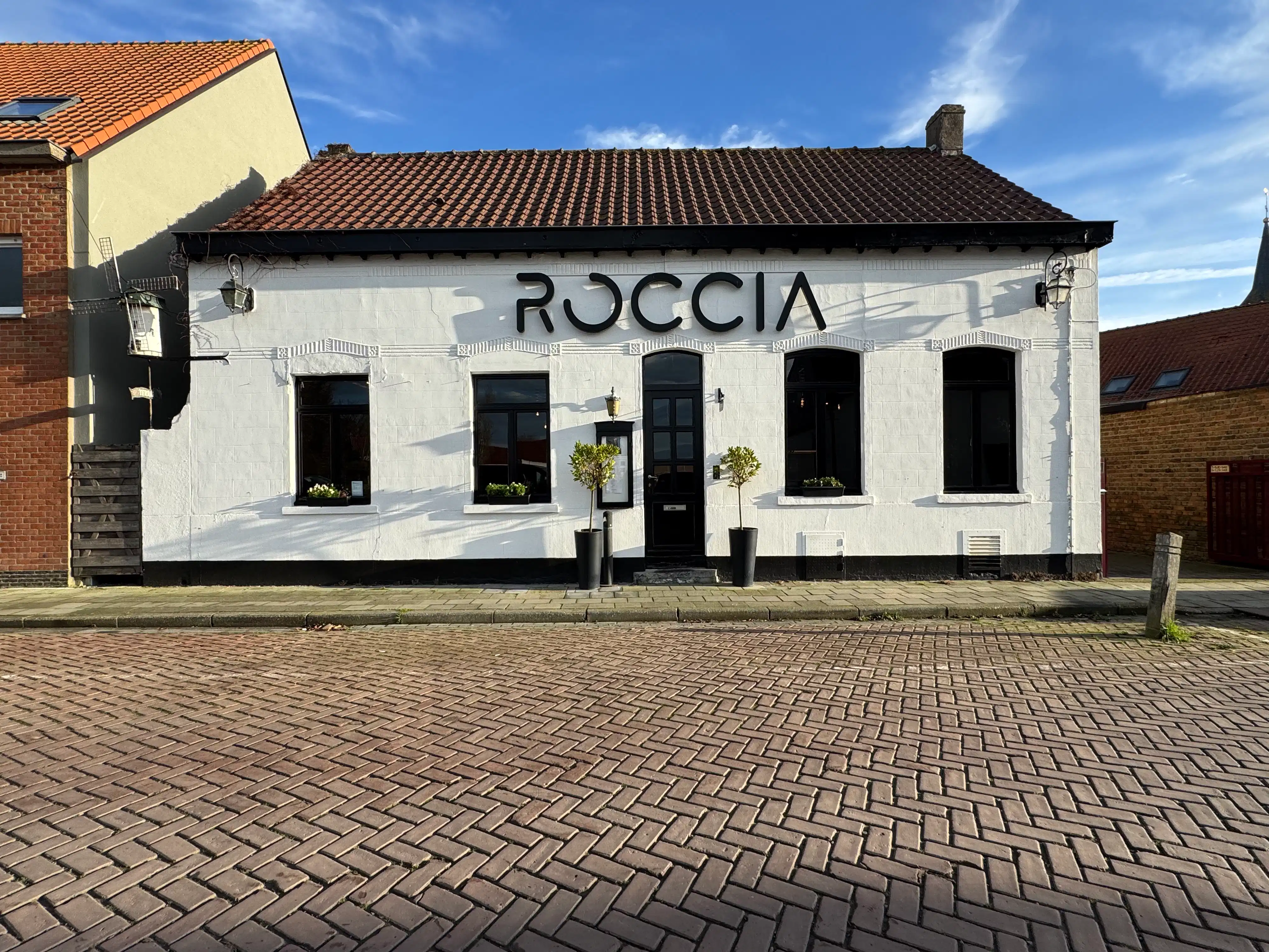 Restaurant Roccia in idyllische dorpskern foto 2