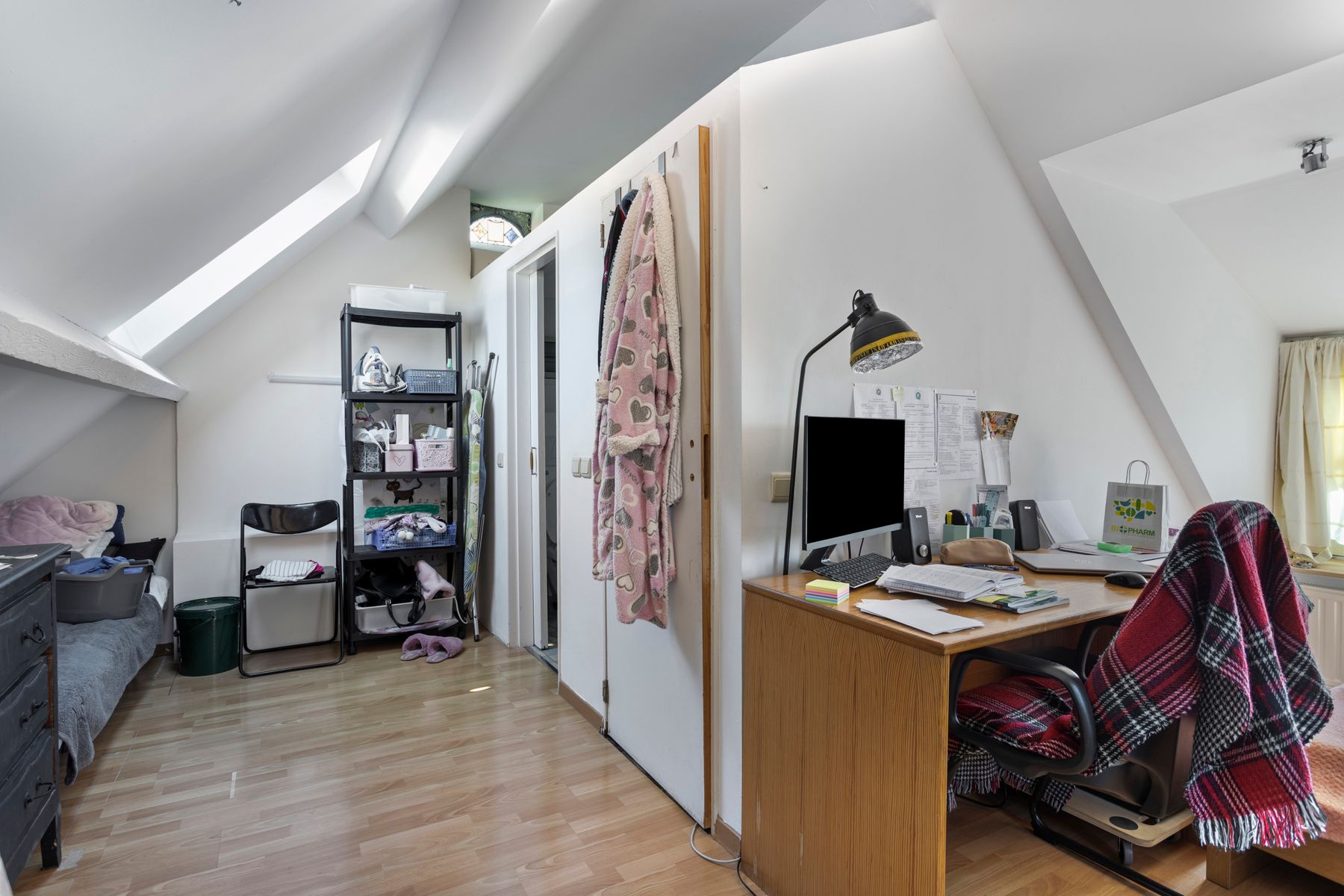 UITZONDERLIJKE VILLA MET APARTE STUDIO TE KOOP OP TOPLOCATIE foto 30