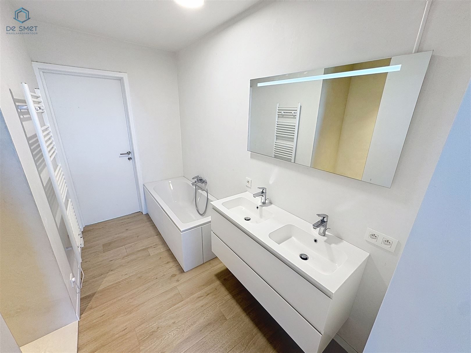 PRACHTIGE BEN-NIEUWBOUWWONING MET 3 SLPK, DRESSING, INBOUWKASTEN & TUIN ZARLARDINGE foto 23