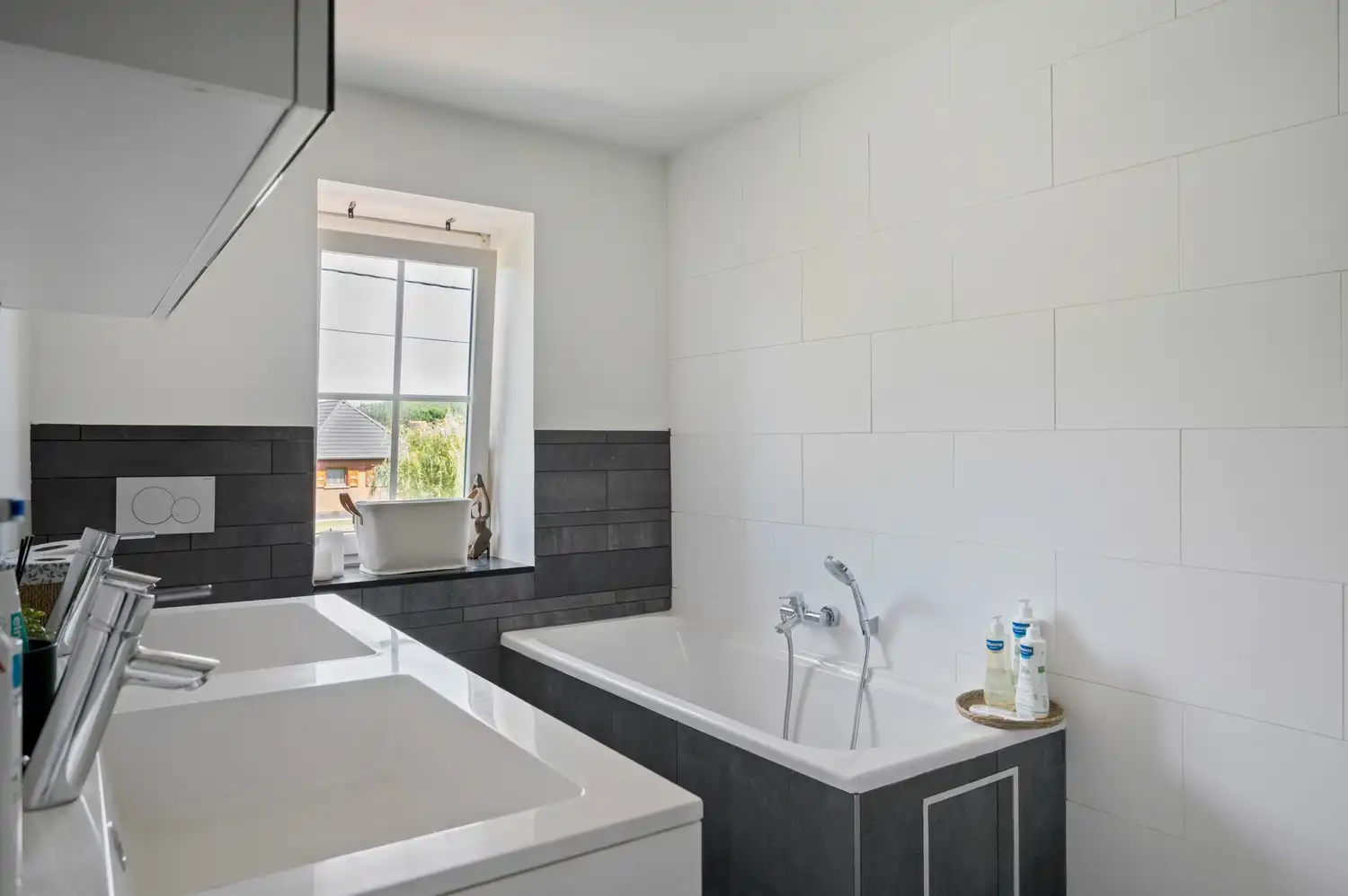 Energiezuinige woning op perceel van 527 m² met 4 slpks en bureau foto 14