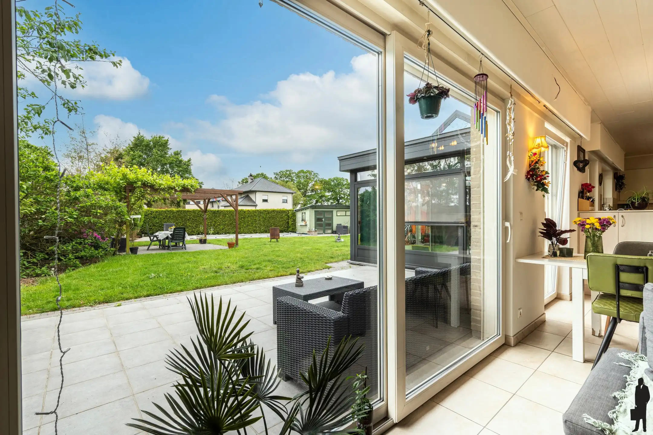 Ruime woning van ca. 237m² te Malle foto 4