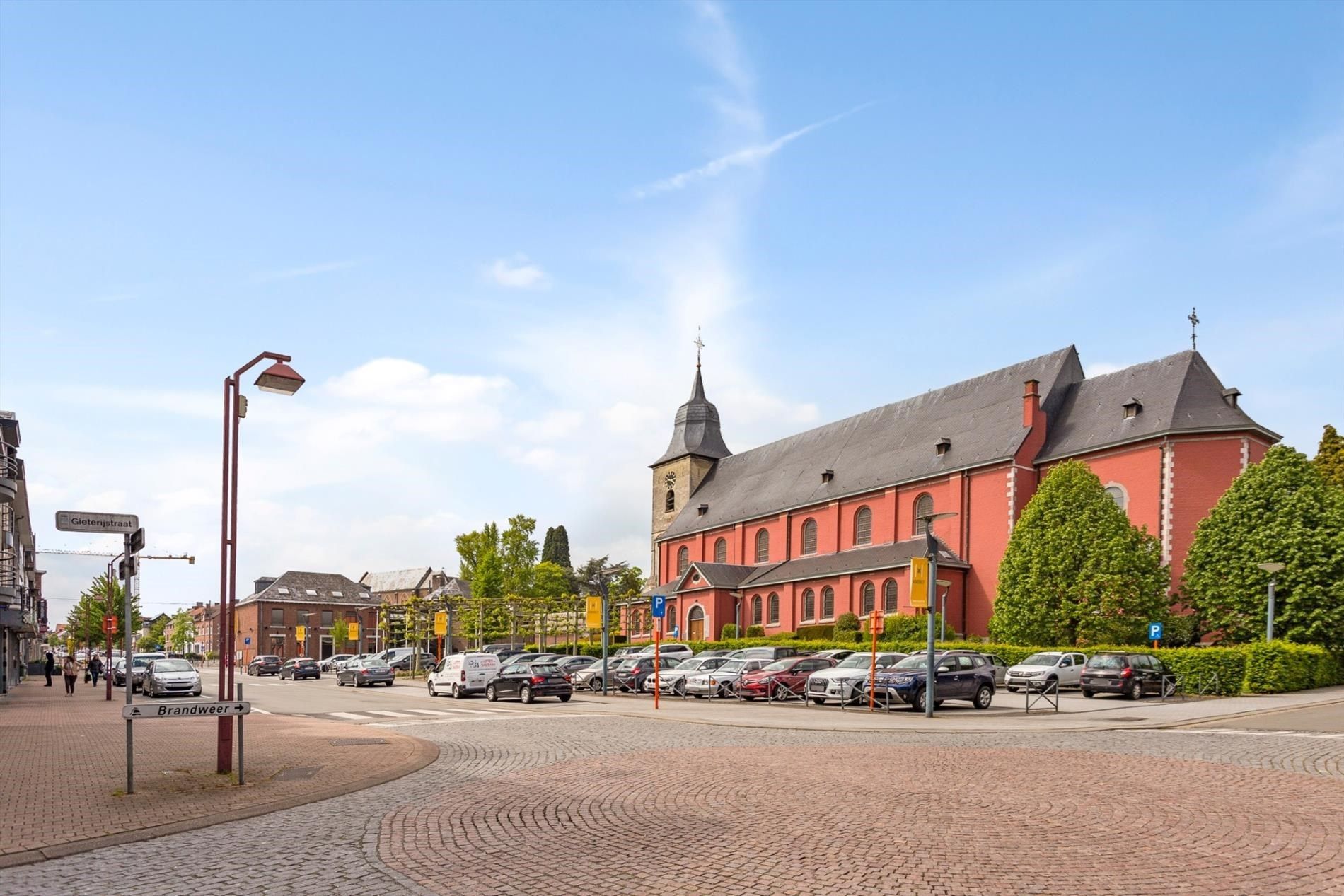 Aangenaam en luchtig appartement met 1 slaapkamer, terras & autostandplaats in ondergrondse garage in hartje Hoeselt foto 23