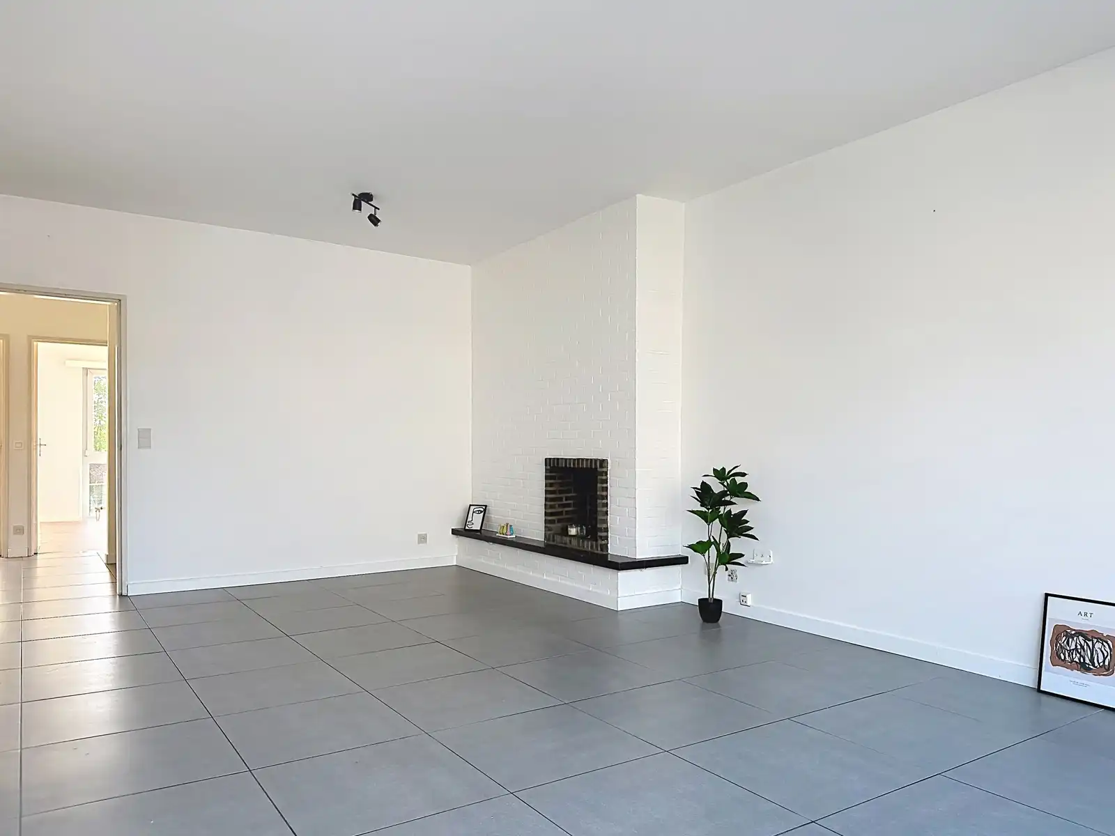 Instapklaar appartement met EPC-label A, rustig gelegen en op een steenworp van het centrum! foto 2