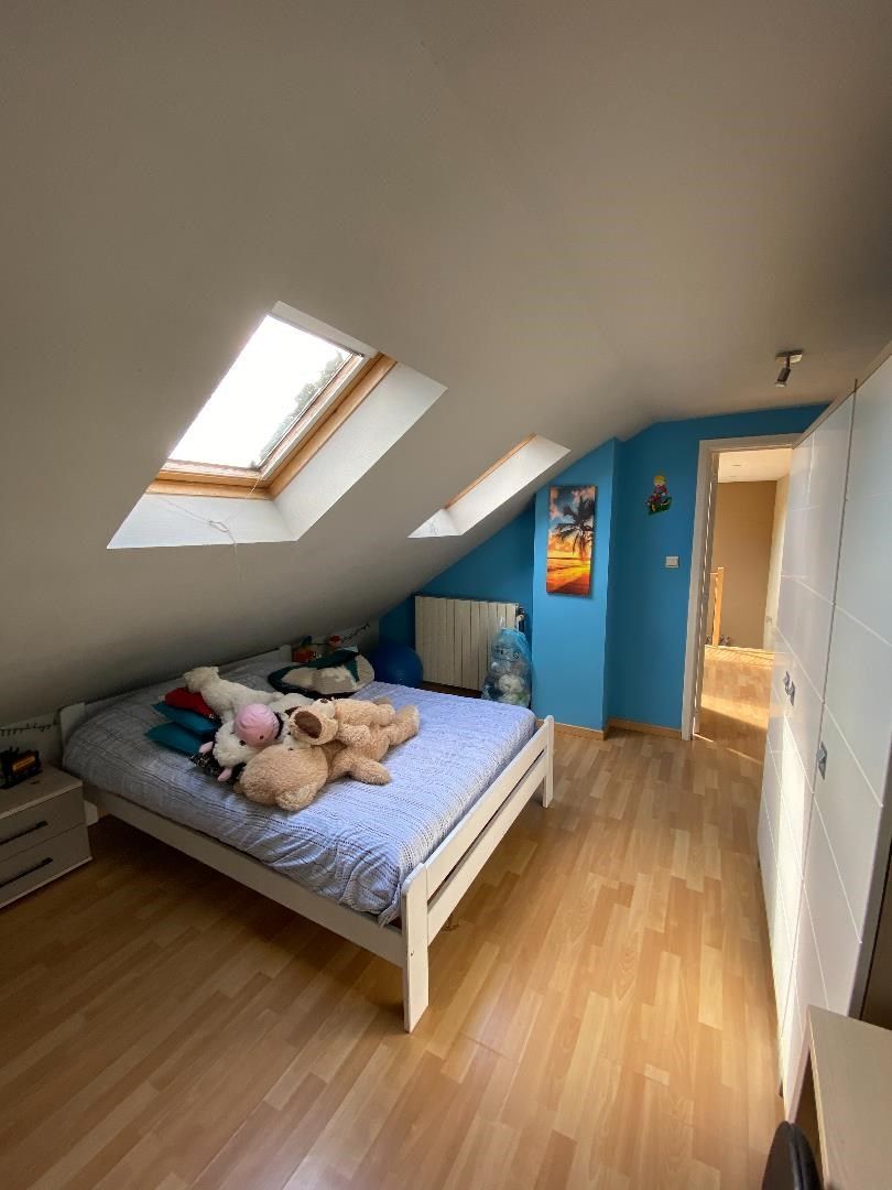 Alleenstaande woning met 4 slaapkamers en grote tuin foto 14