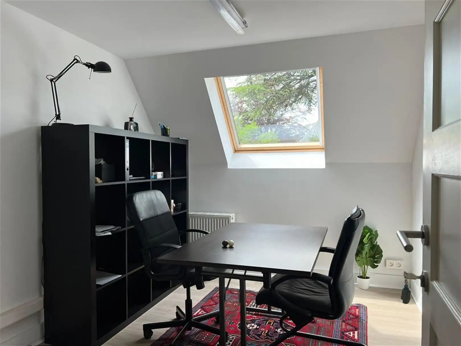 Kantorenvilla - gemeubelde kantoren - terbeschikkingstelling foto 7