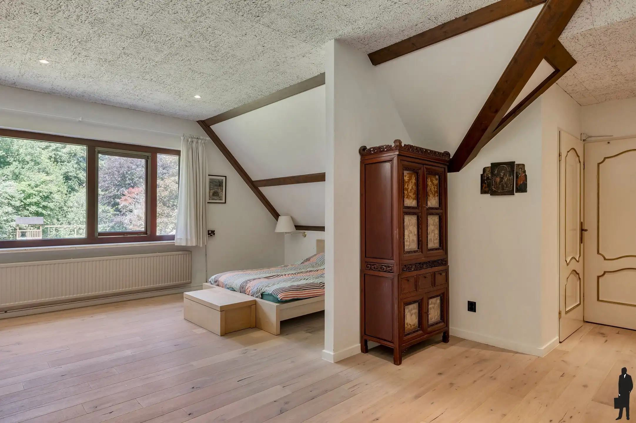 Seventiesvilla op toplocatie! foto 16