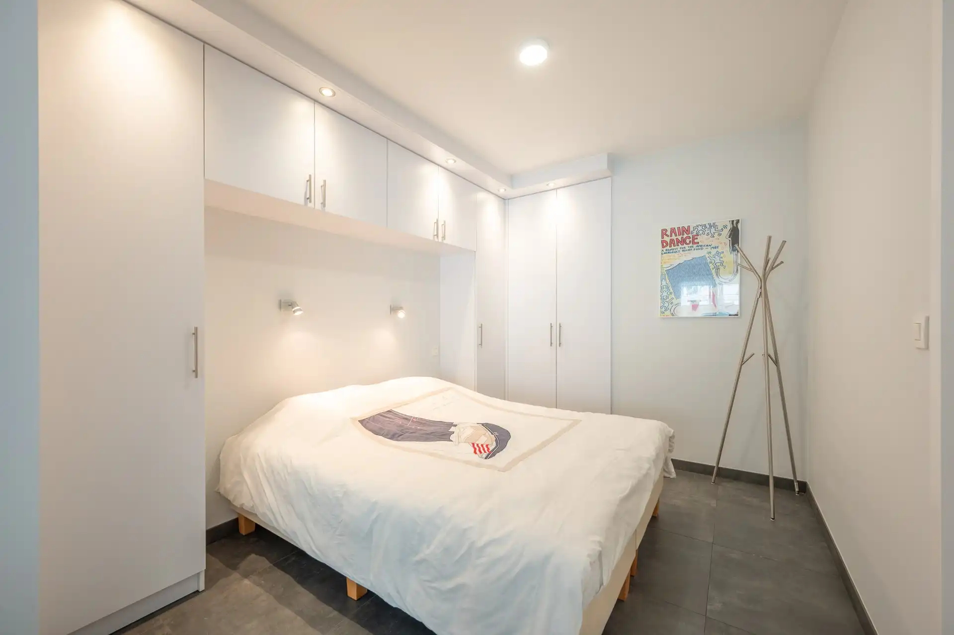 Gemeubeld: instapklaar appartement met zijdelings zeezicht! foto 9