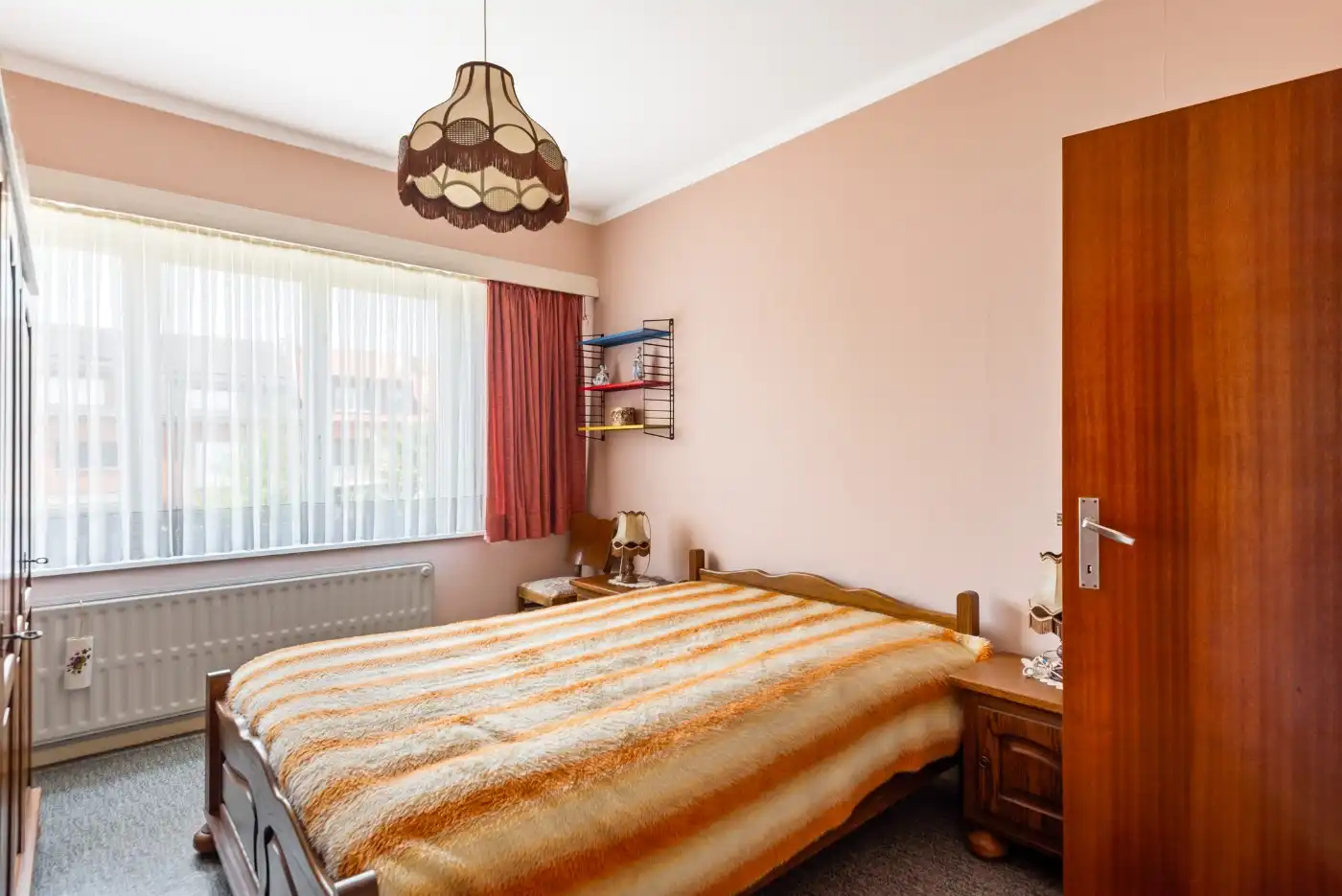 Op te frissen woning met 4 slpk. en tuin foto 18