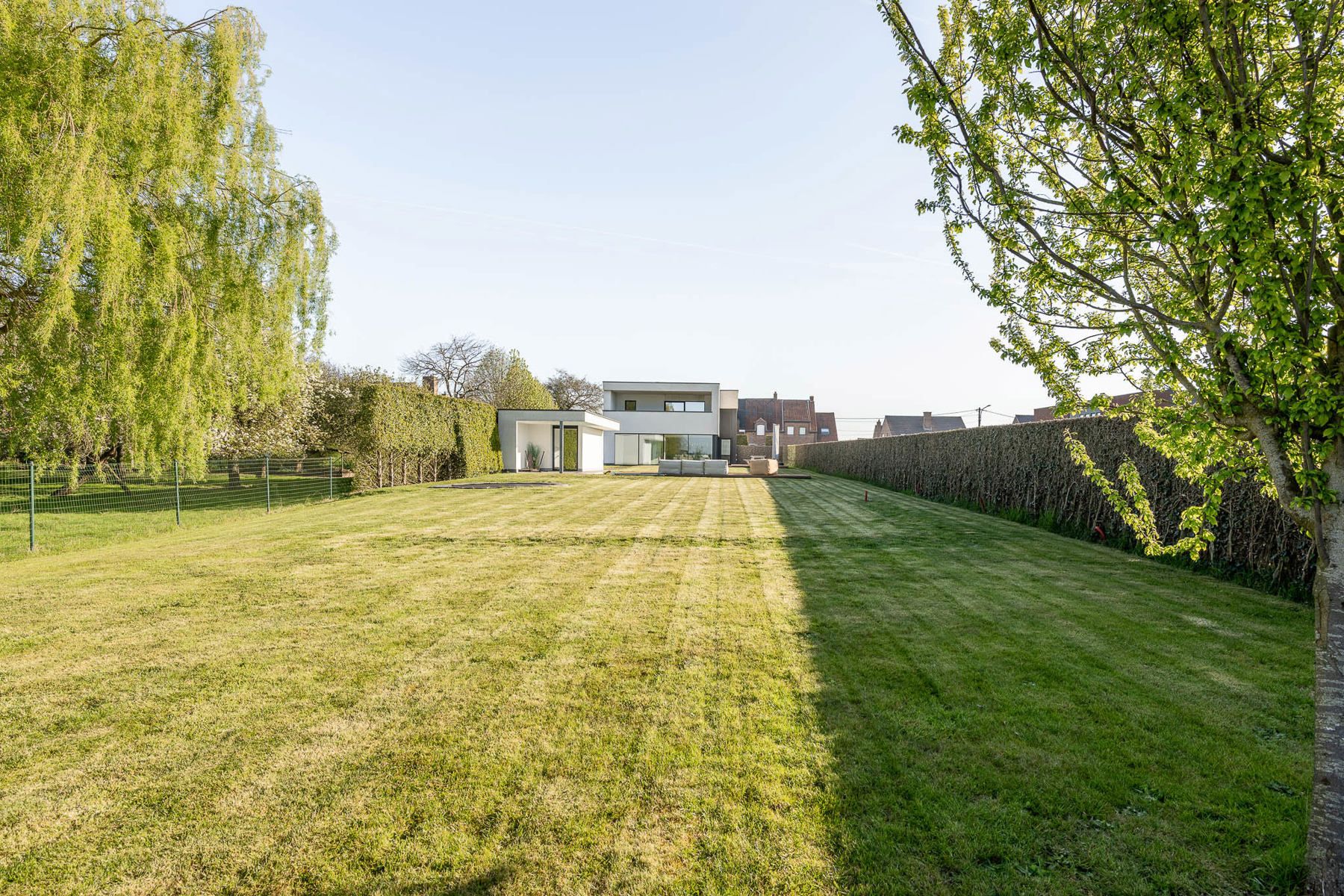 Unieke eigentijdse villa met zwembad foto 29