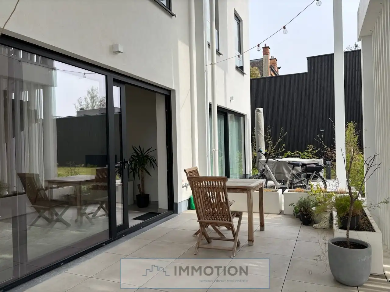 Recente woning met 3 slaapkamers en parking te huur in centrum Kortrijk foto 16