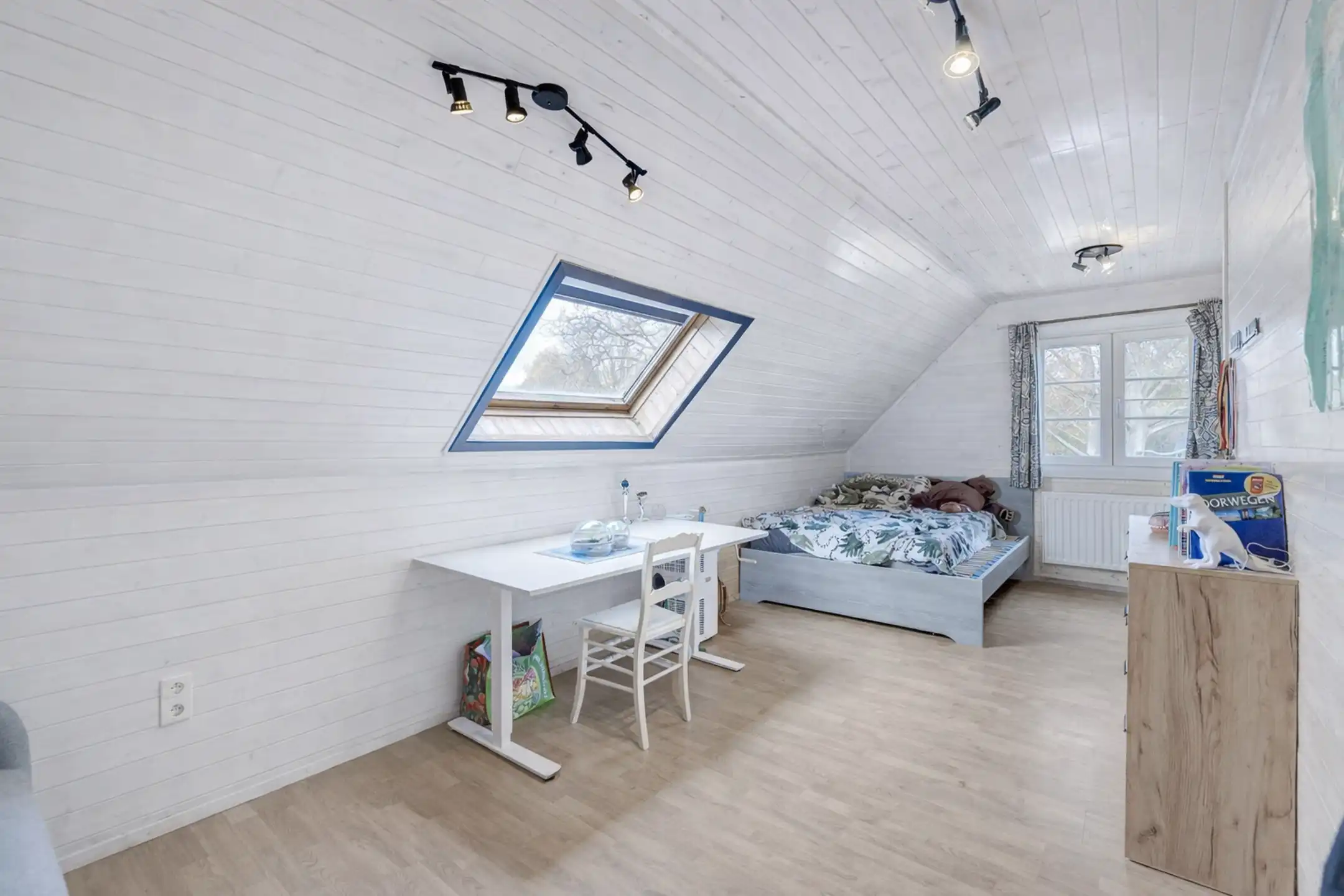 Gezellige woning met ruime tuin foto 22