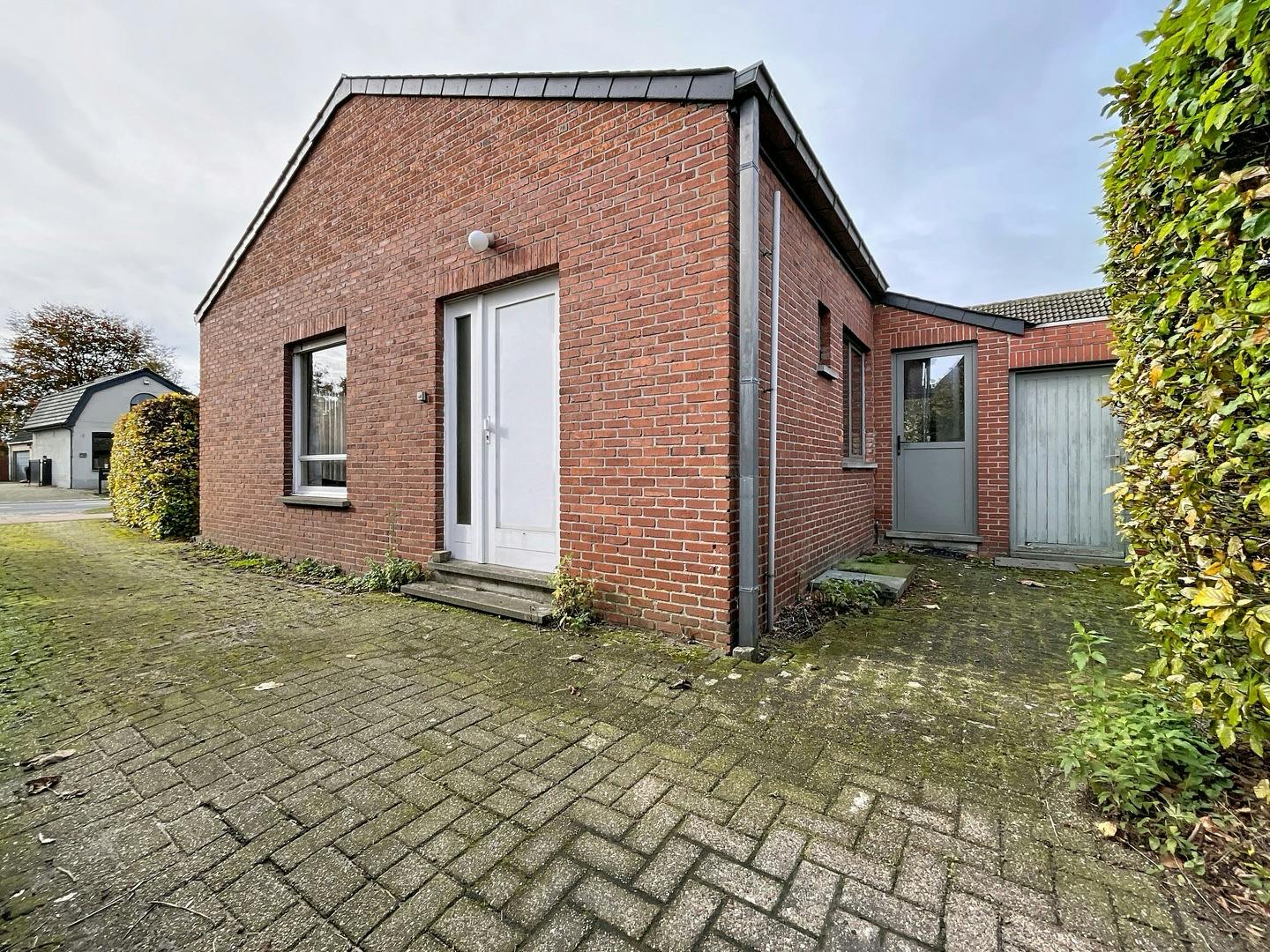 Te renoveren vrijstaande woning in Meer foto 14