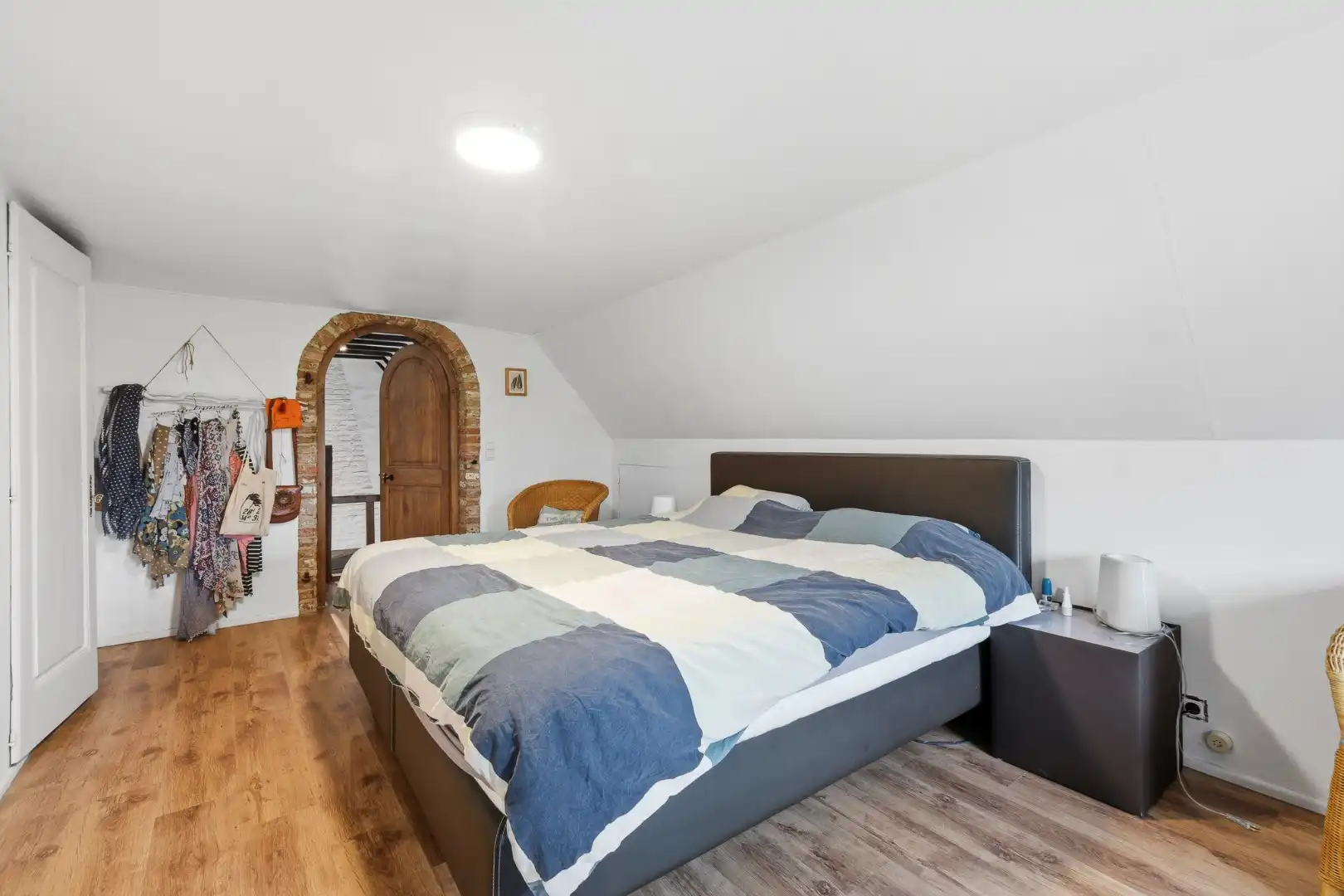 Karaktervolle hoeve met veel ruimte in een landelijke omgeving foto 15