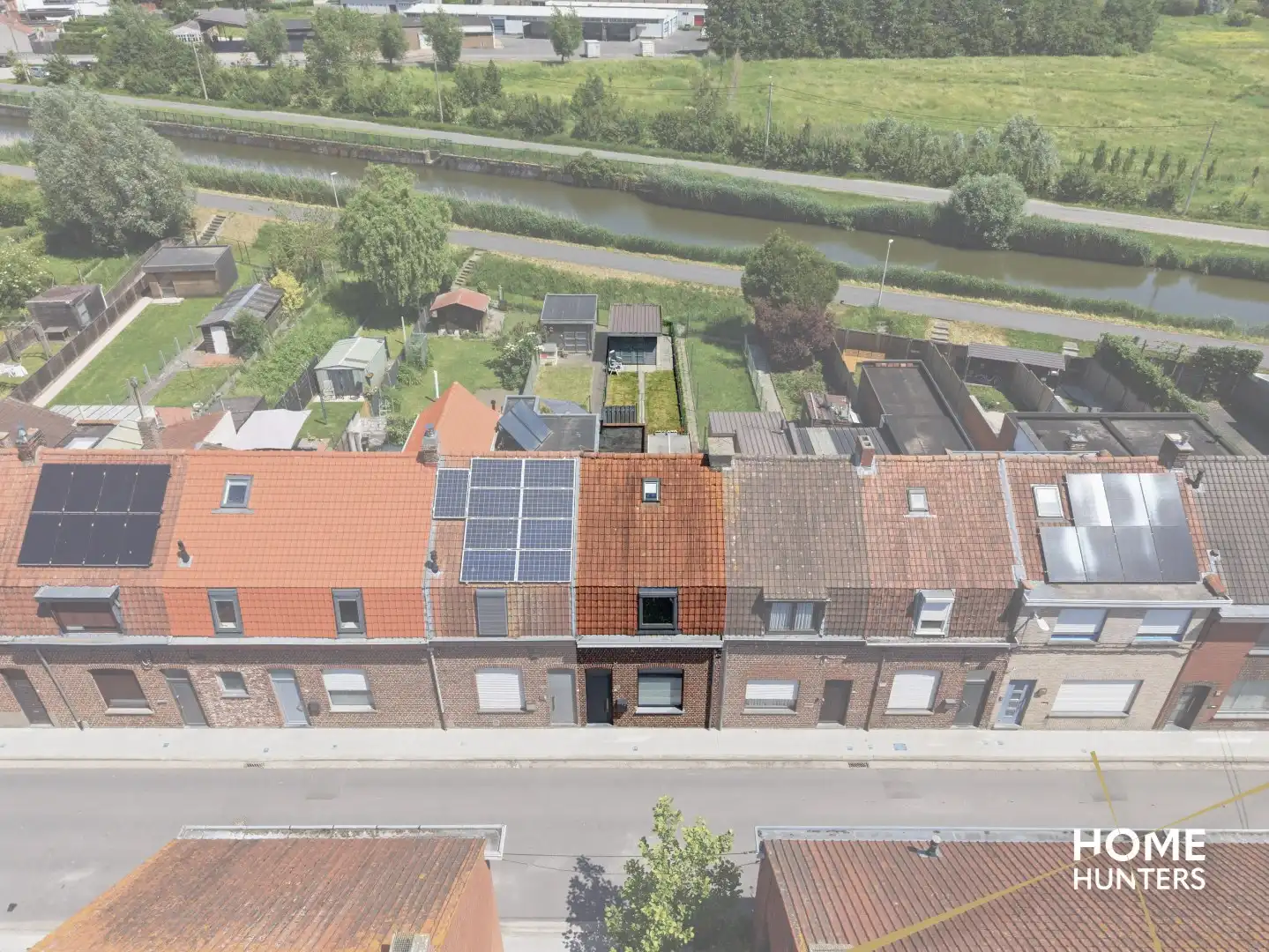 Instapklare woning met prachtige tuin op rustige ligging in Ieper foto 28