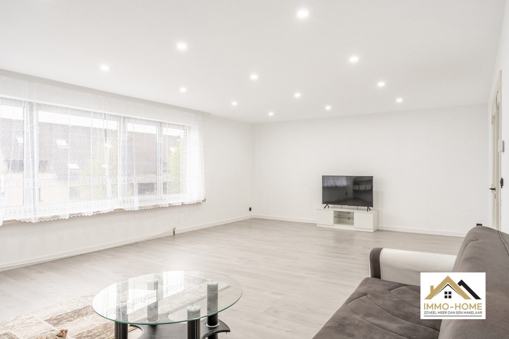 Heel erg ruim dakappartement + garage te Lokeren!  foto 7
