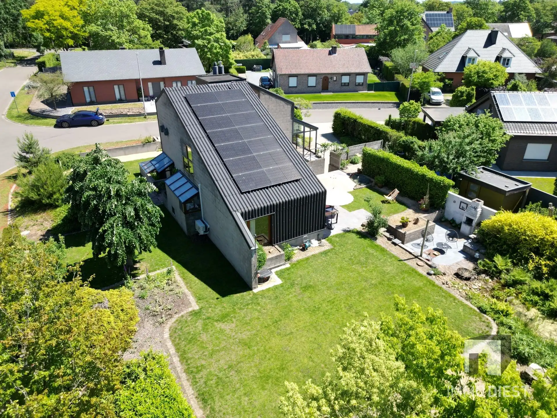 Bijzondere woning, lichtrijk, open en 3 slaapkamers foto 3