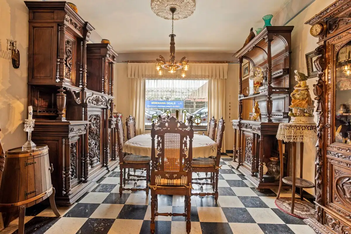 Te renoveren, ruime woning op 427 m2! foto 5