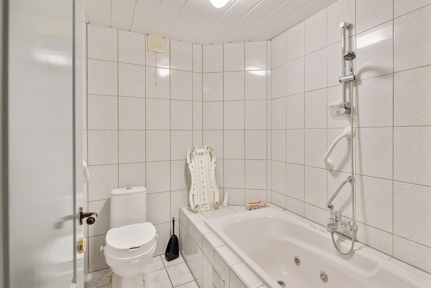 Ruime halfopen bebouwing foto 14