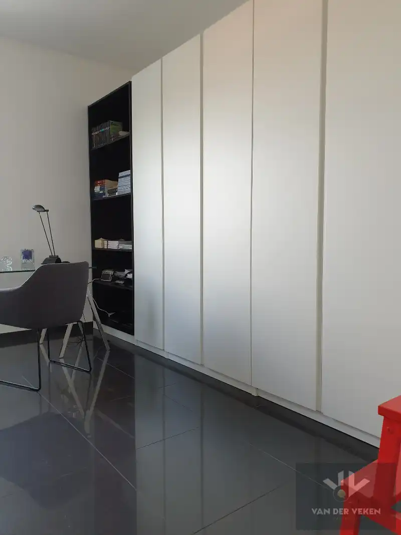 Instapklaar gemeubeld 2-slaapkamer appartement foto 7