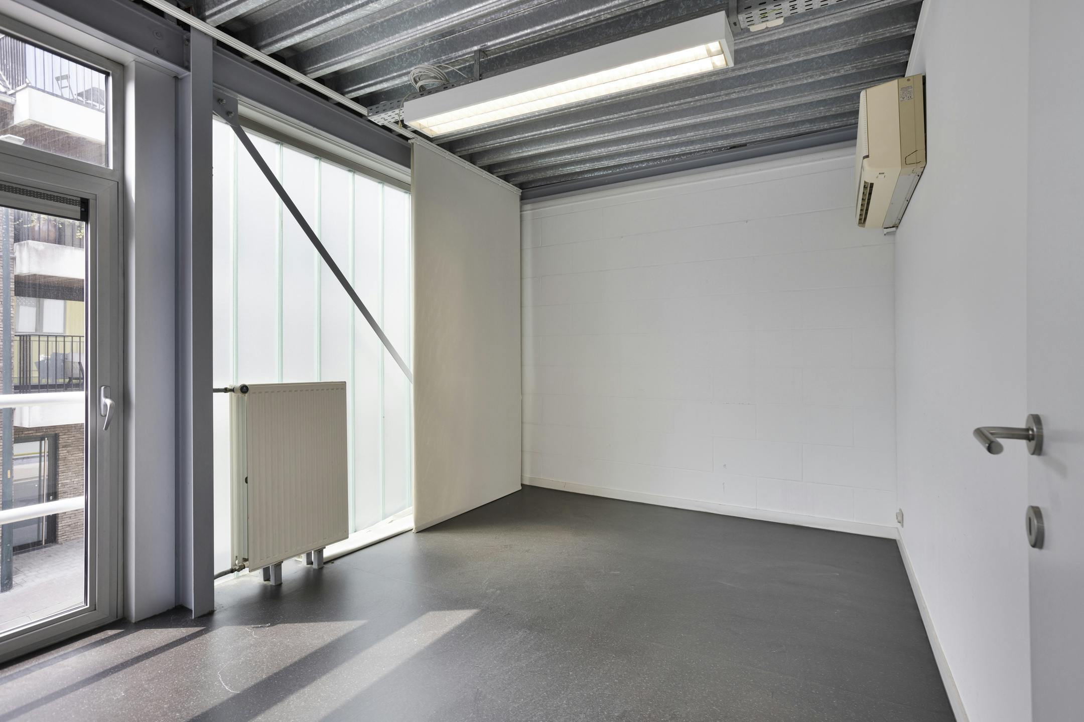 Uniek huis te koop van ca. 367m² in centrum Torhout foto 8