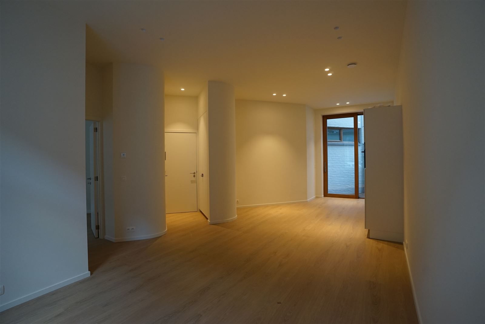 Instapklaar appartement te centrum Zottegem! foto 23