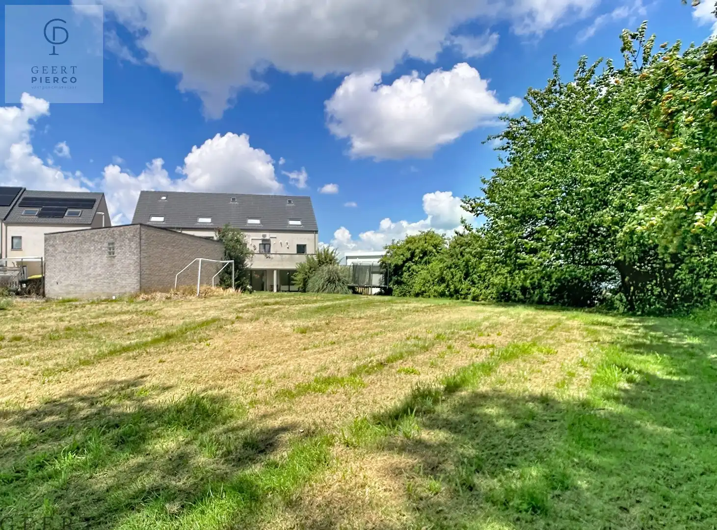 Instapklaar gelijkvloers appartement met garagebox en tuin in Landen foto 22
