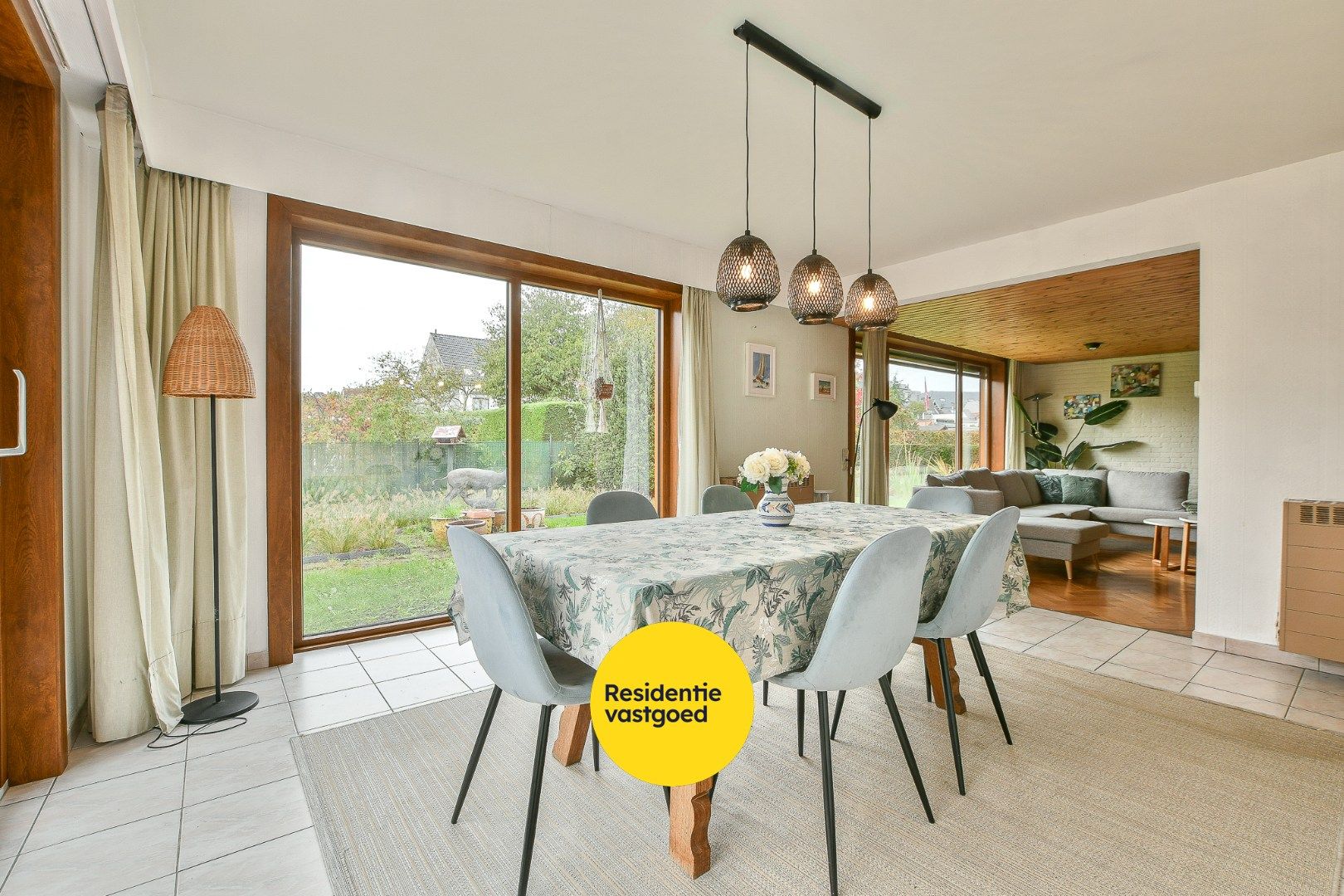 Bungalowwoning met 4 slaapkamer te huur in centrum De Haan! foto 3