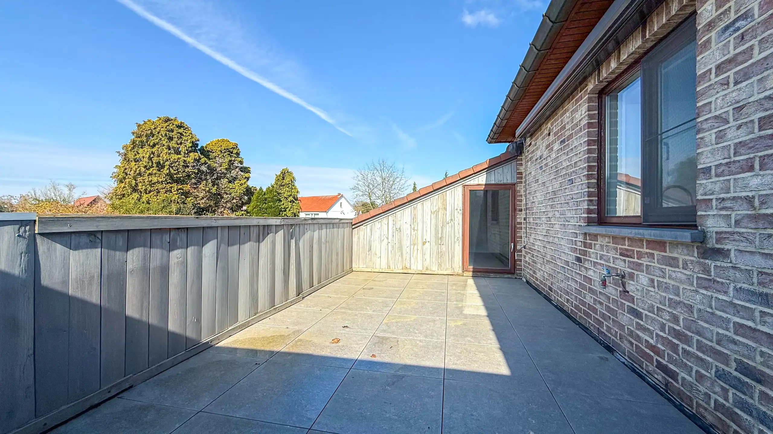 Charmant appartement met aparte ingang + terras te Houthalen foto 21