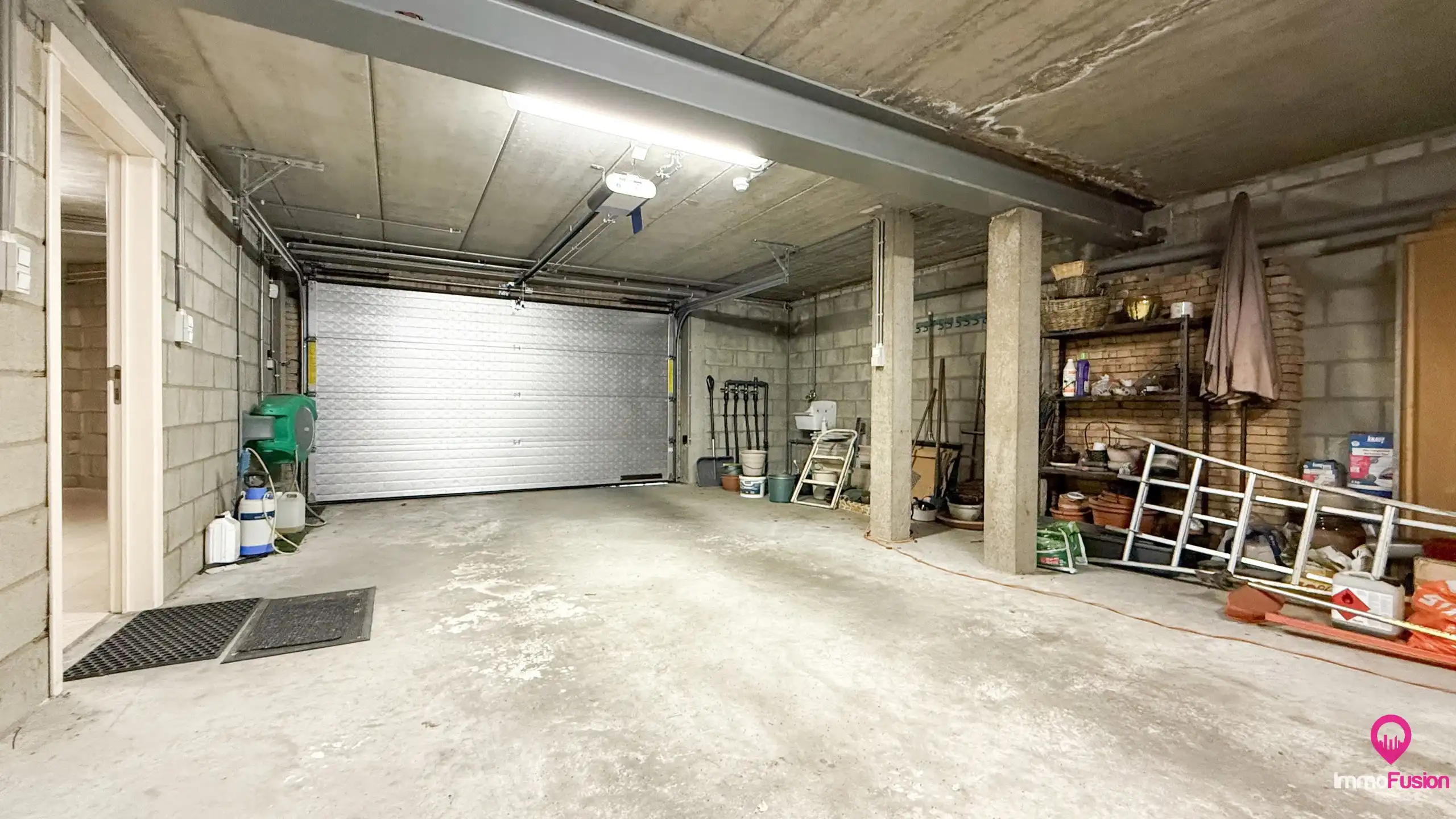 Hoog afgewerkte woning met 4 slpkms en kelder op 6are ! foto 28