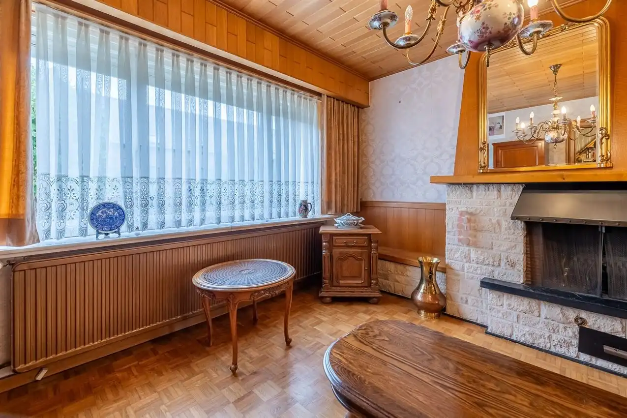Karaktervolle vrijstaande woning met uitbreidingspotentieel in centrum foto 13