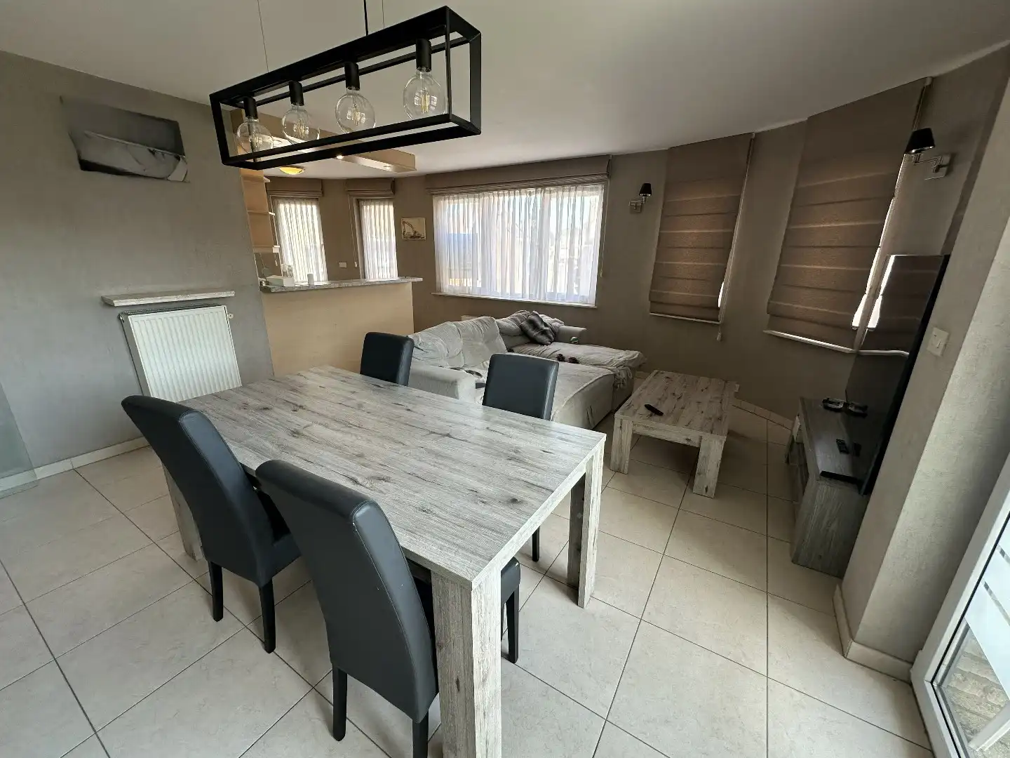 2 slaapkamer appartement centrum Torhout foto 5