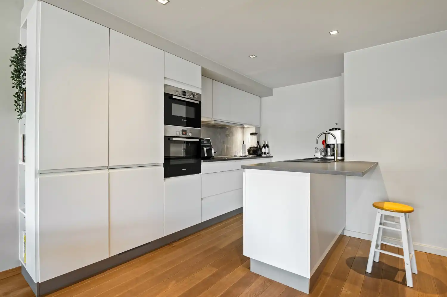 Ruim appartement met uitzicht op het Stadspark! foto 7