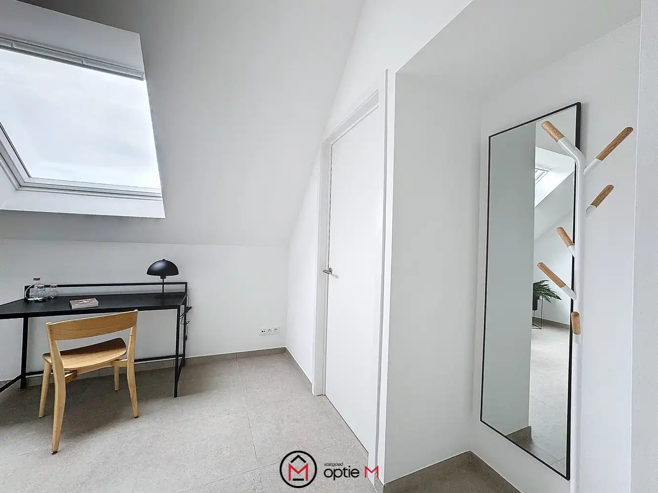 RUIM DUPLEX APPARTEMENT MET MOOI TERRAS foto 12