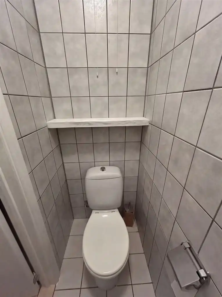 Gezellig appartement met 2 slaapkamers en terrasje nabij het centrum van Maaseik. foto 11