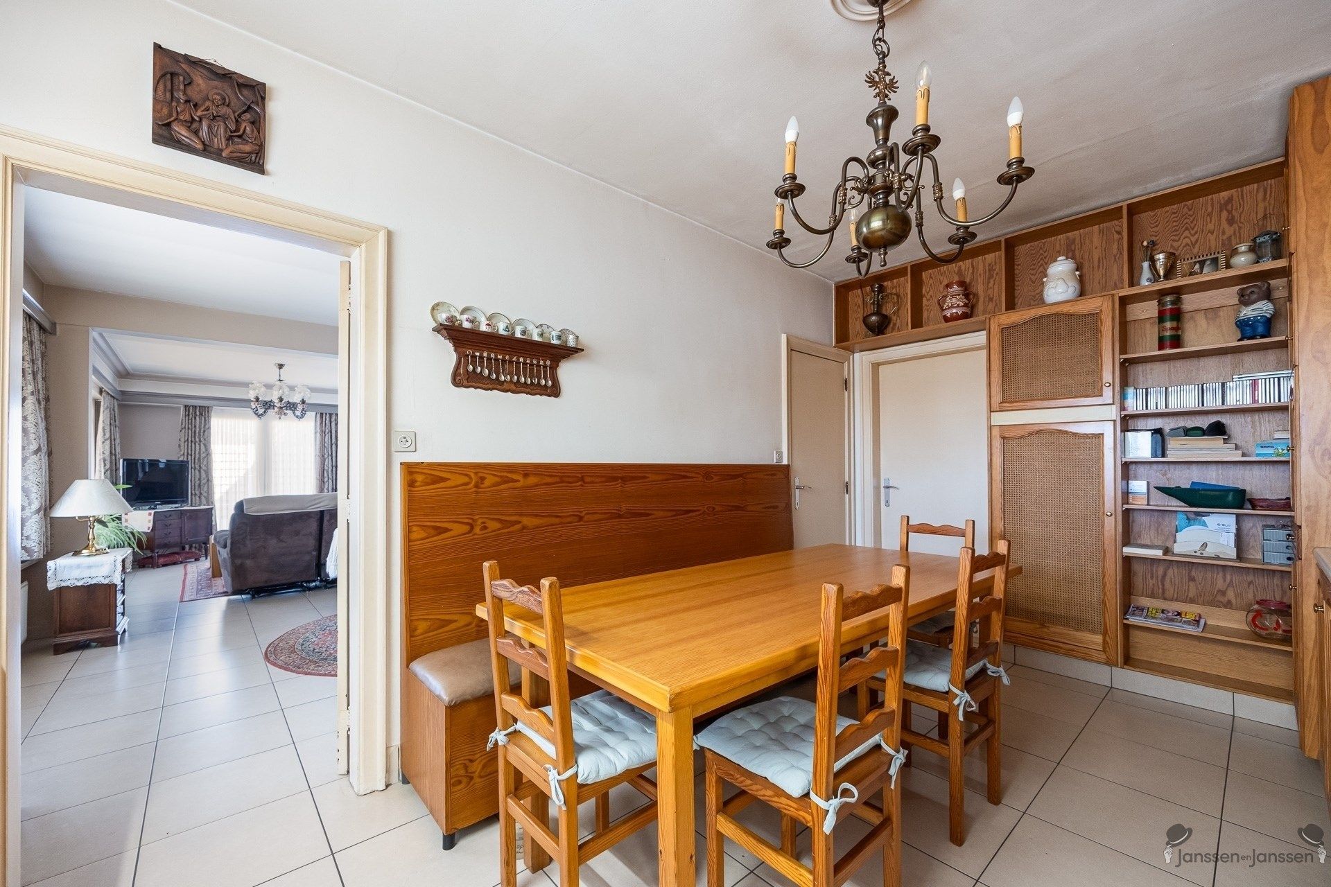villa op een perceel van 3.552 m² foto 14