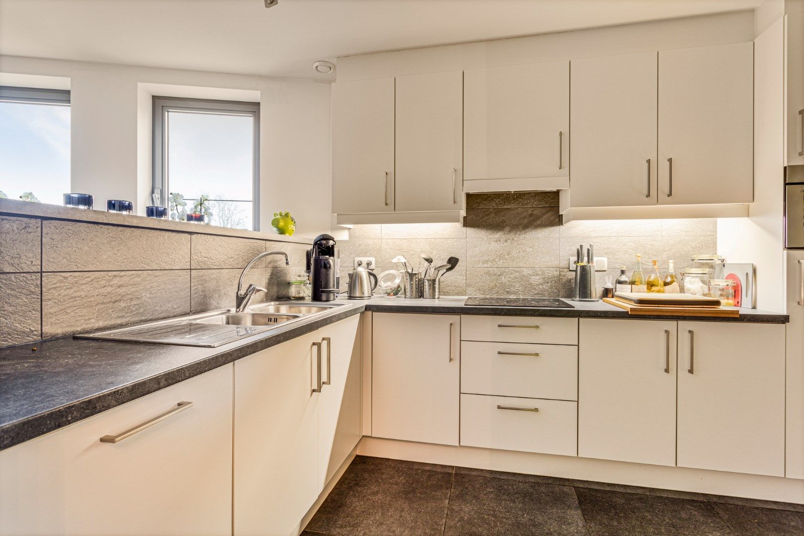 Zeer ruime & energiezuinige duplex met 4 slpks, mooi terras en garage te Ginderbuiten ! foto 10
