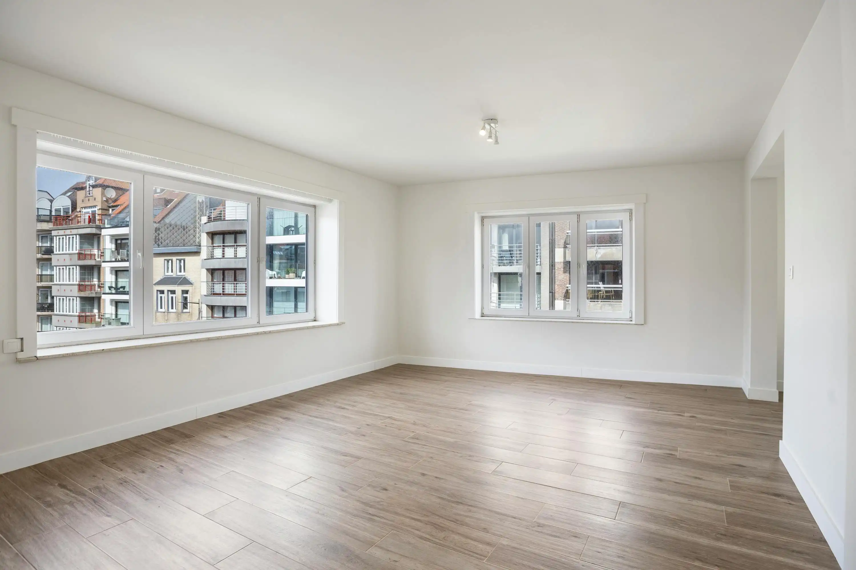 Appartement te koop vlakbij het Rubensplein te Knokke foto 2