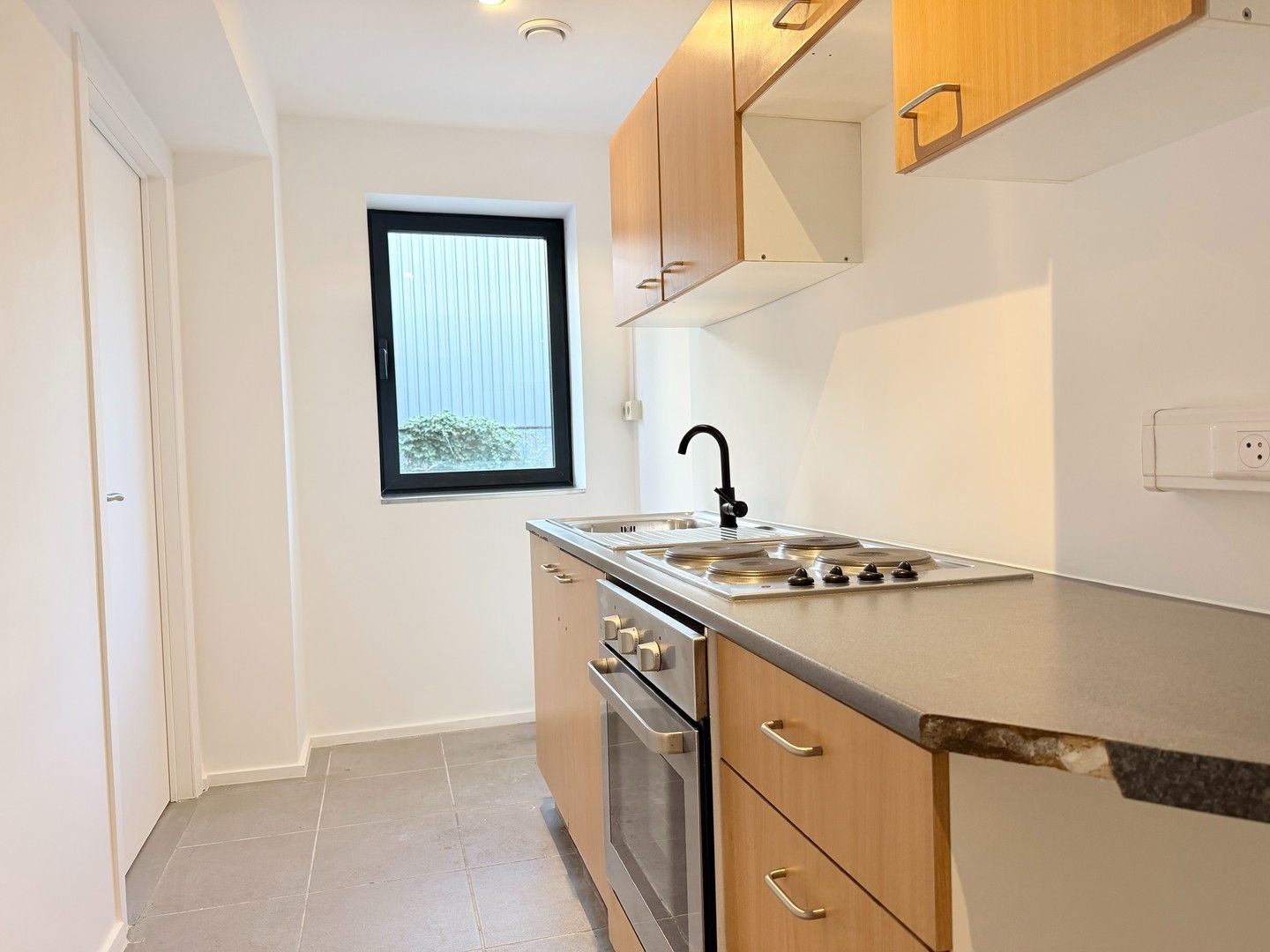 Kantoorruimte in KMO zone foto 7