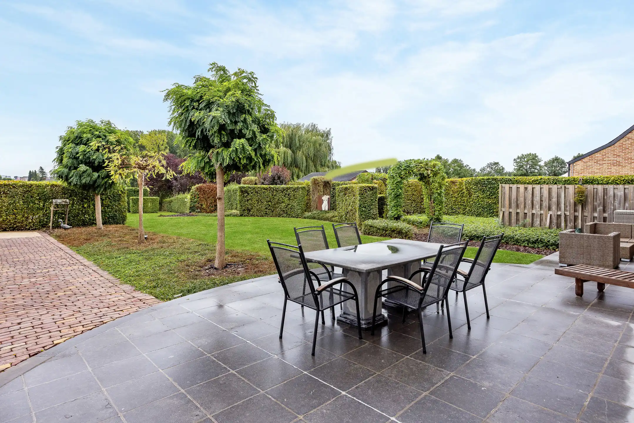 Exclusieve villa met zonnige tuin in Mal foto 37
