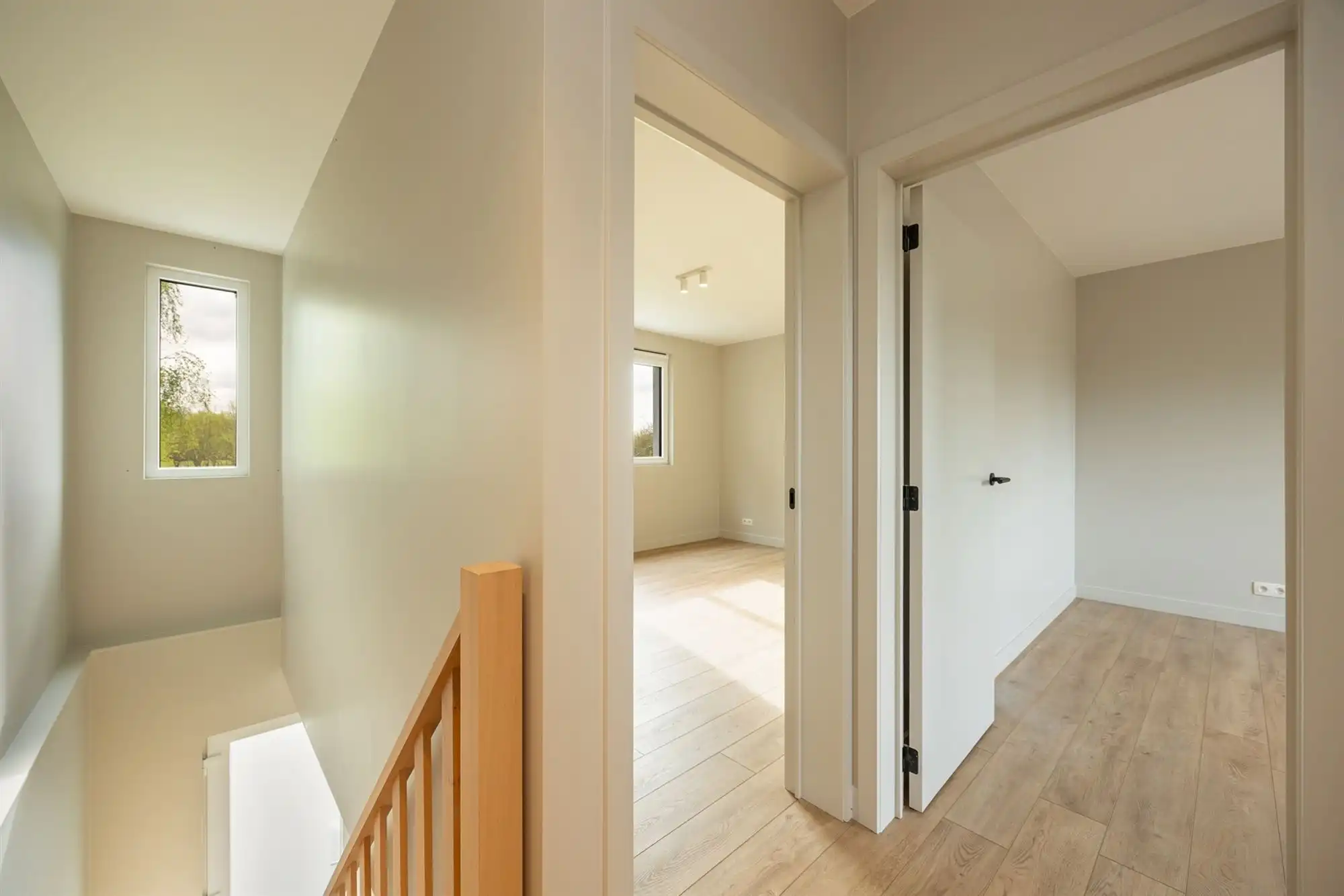 Energiezuinige open bebouwing met landelijk zicht foto 17