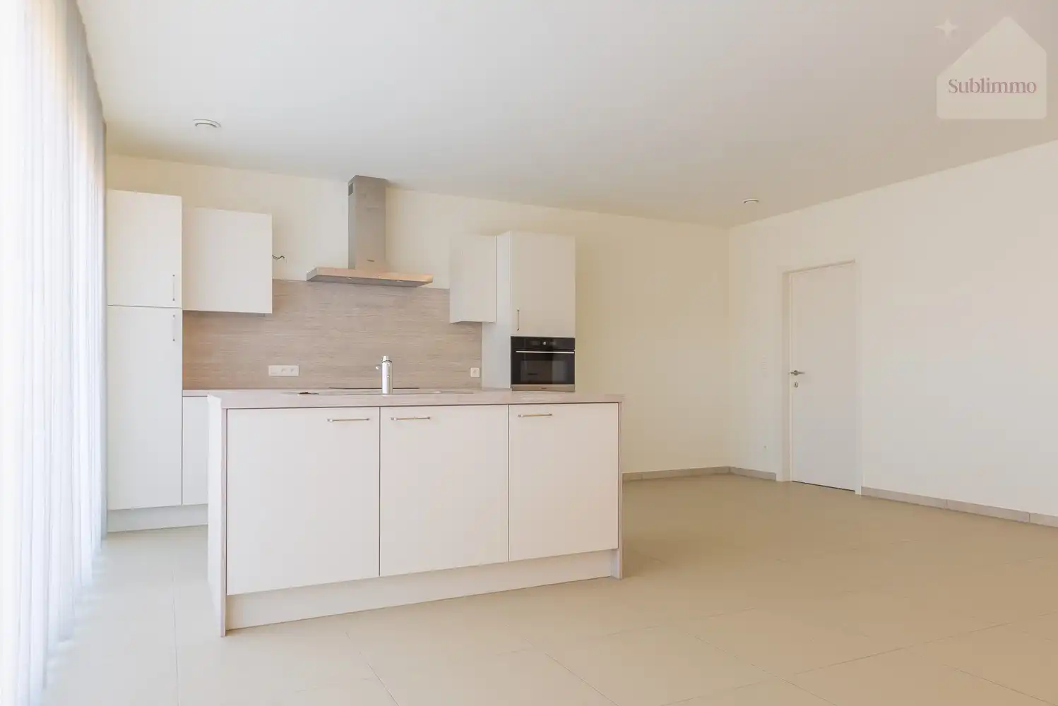 Instapklare nieuwbouwwoning met 4 slaapkamers op een perceel van 343 m² foto 5