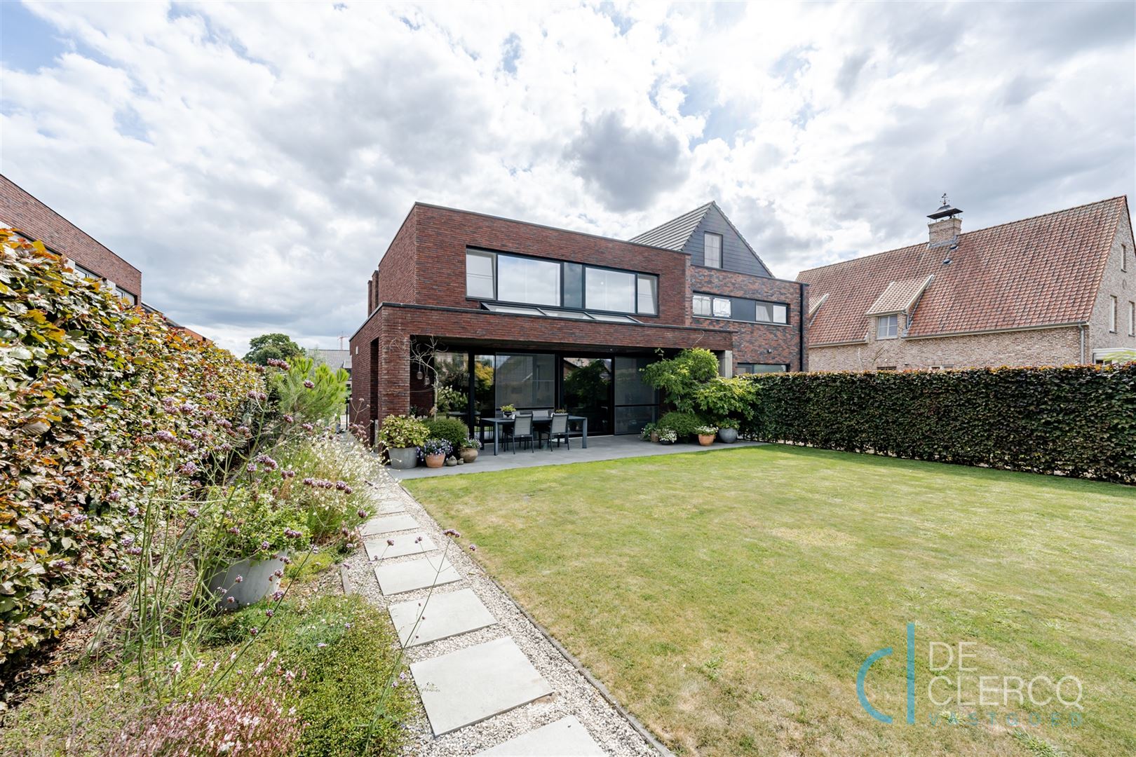 Nieuwbouwwoning op toplocatie in centrum Lochristi!  foto 11