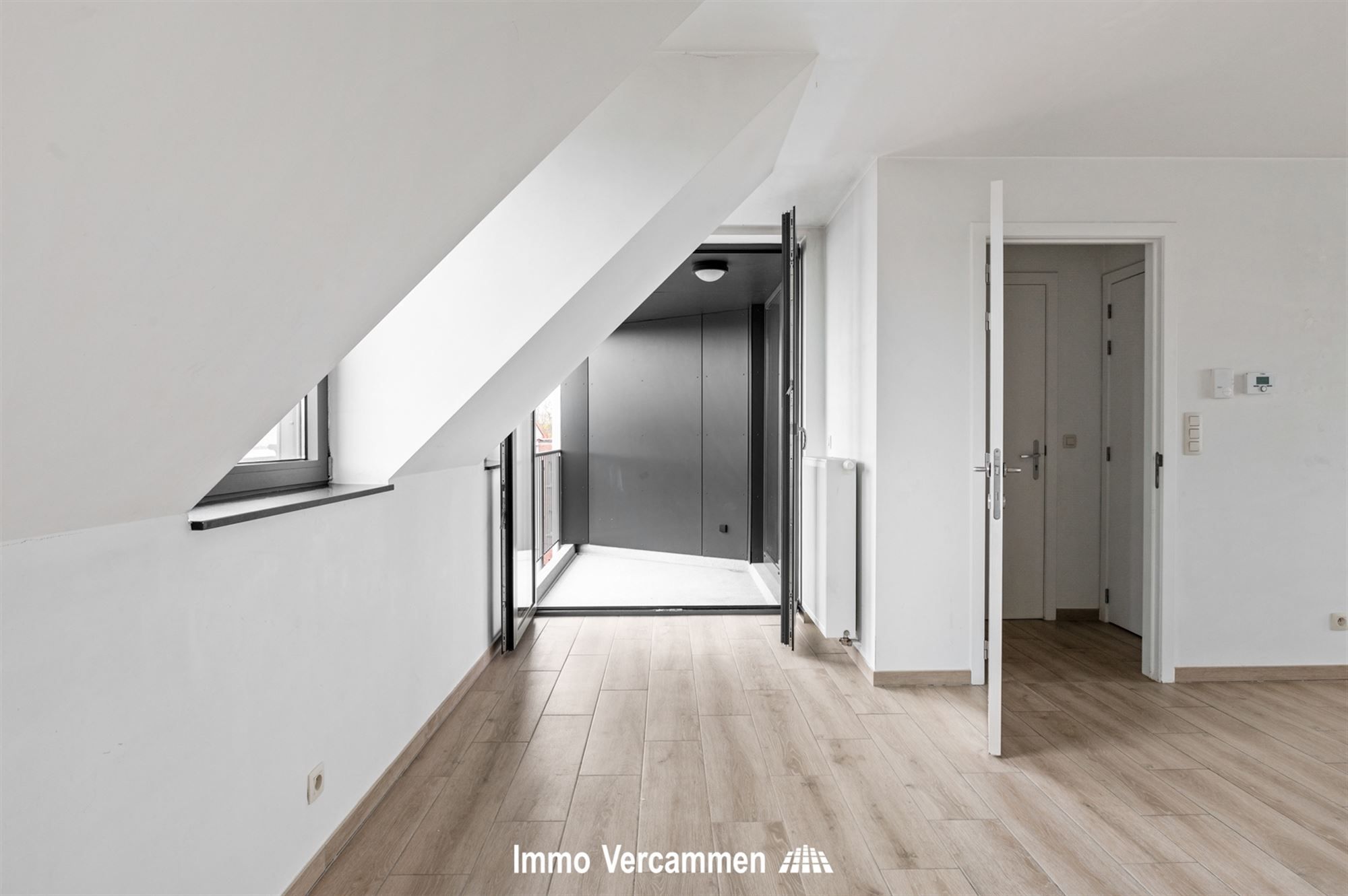 Recent dakappartement met 2 slaapkamers te Mechelen foto 3