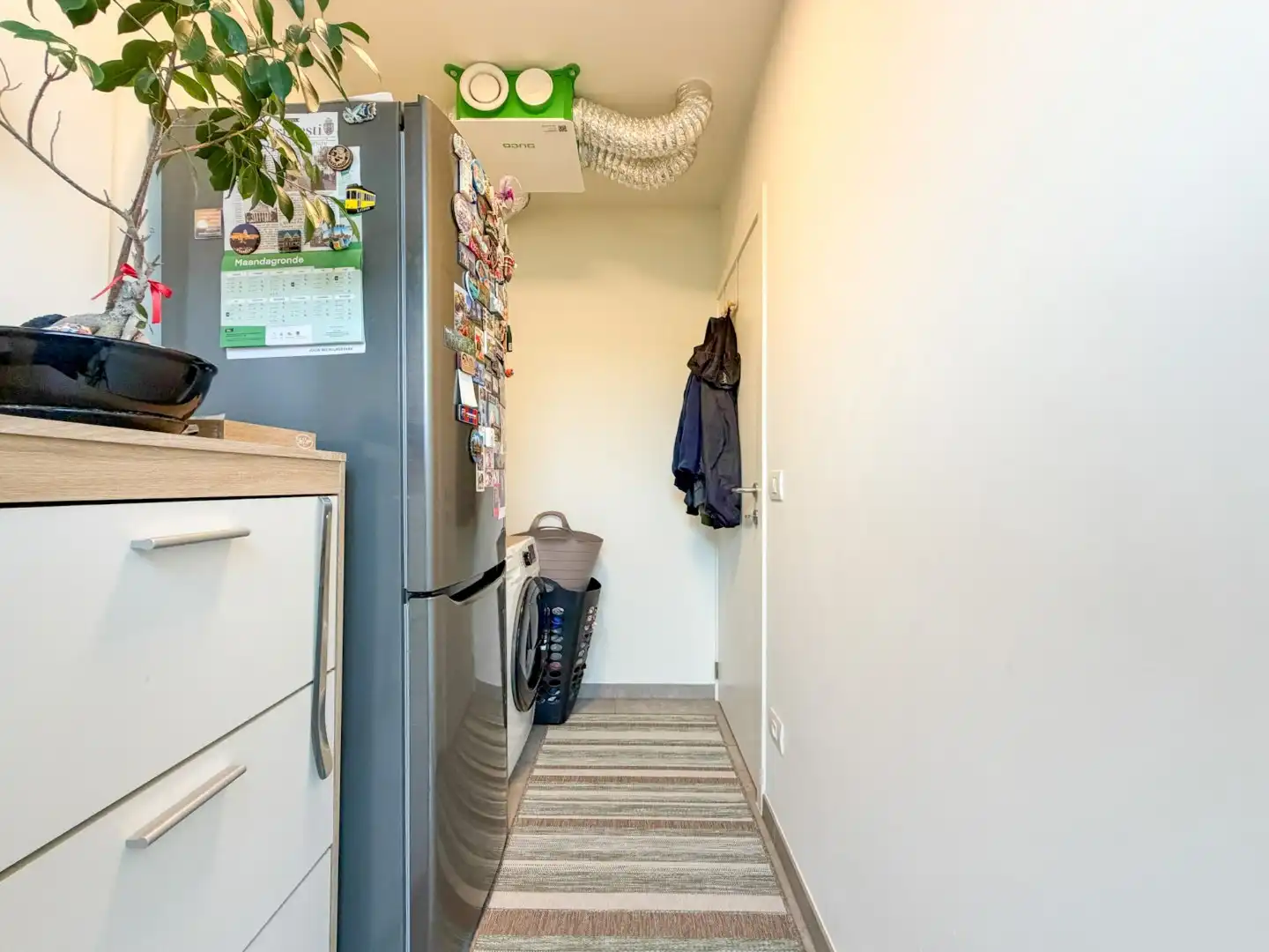 Instapklare rijwoning met 3 slpk, garage en tuin, Roeselare foto 9