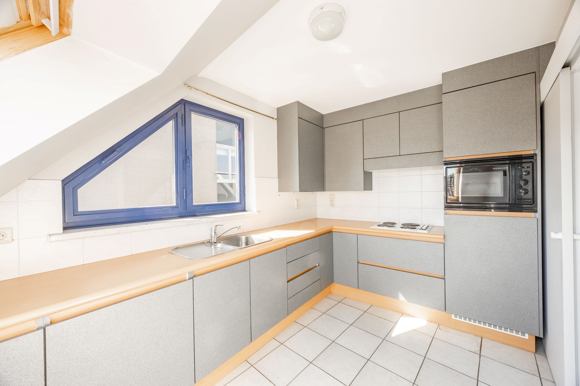 INVESTERINGSEIGENDOM MET 4 APPARTEMENTEN EN 4 GARAGES foto 8