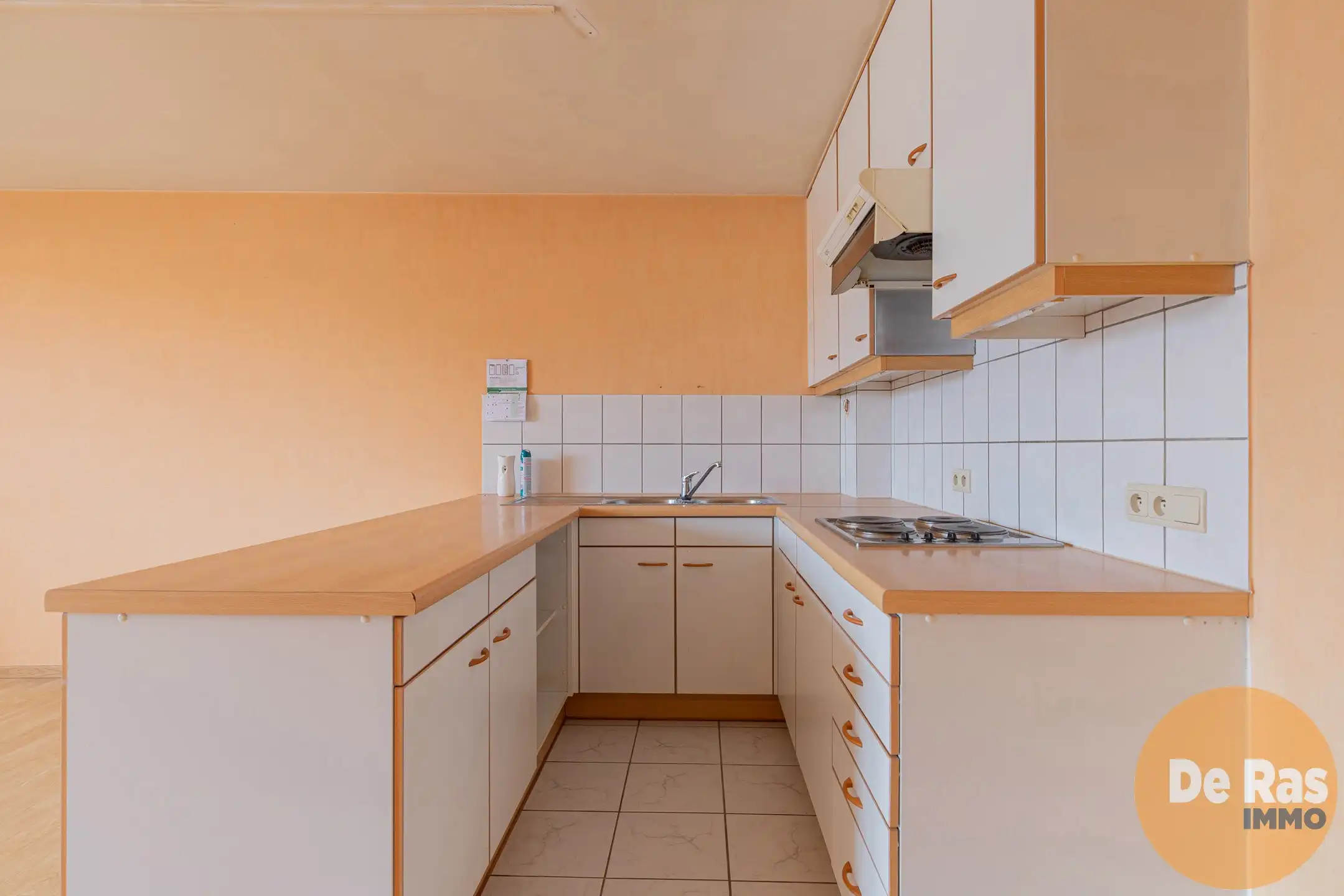 HERZELE – Starters -opbrengsteigendom, pal in het centrum foto 6