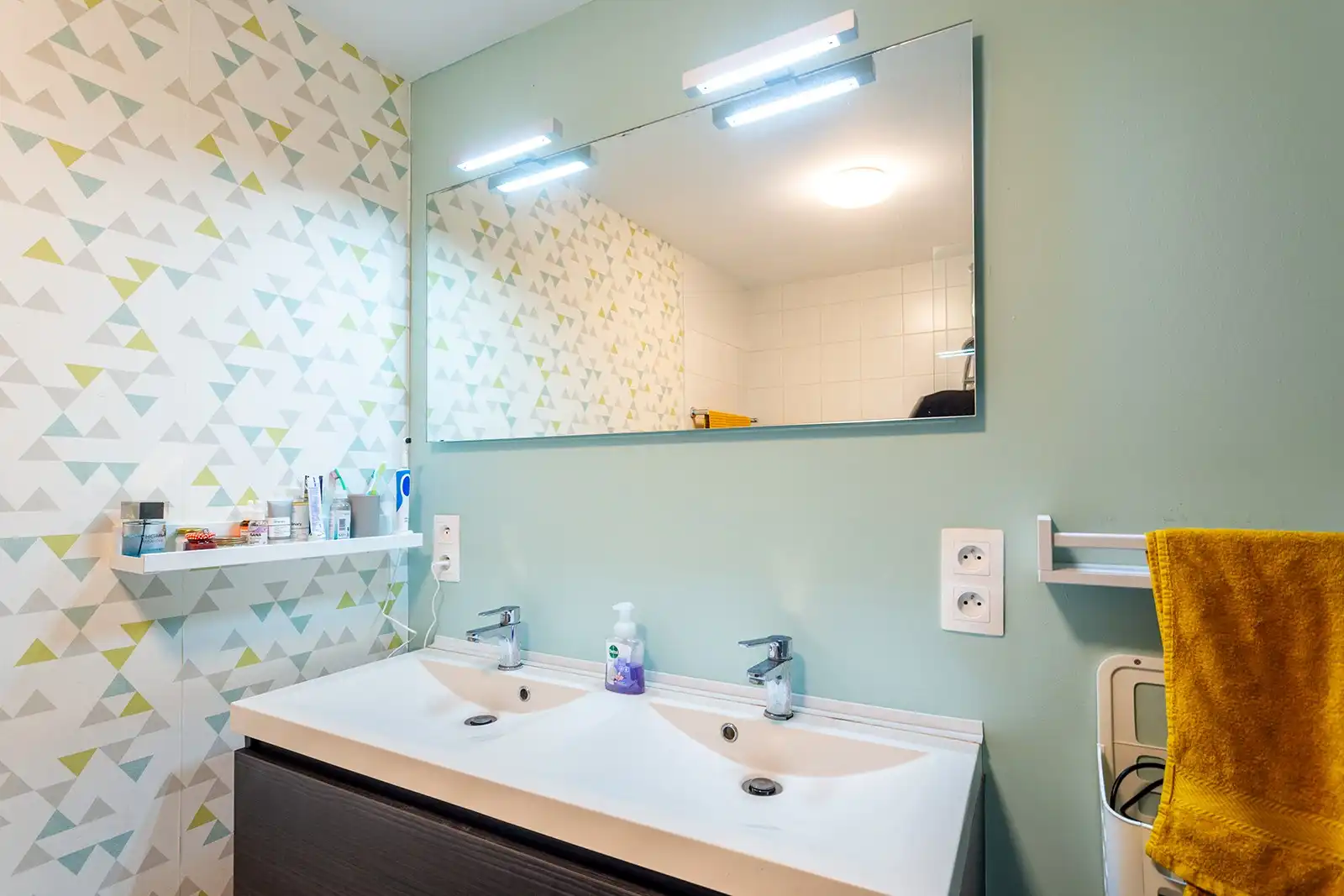 Gezellig 2-slaapkamerappartement met terras en staanplaats foto 17