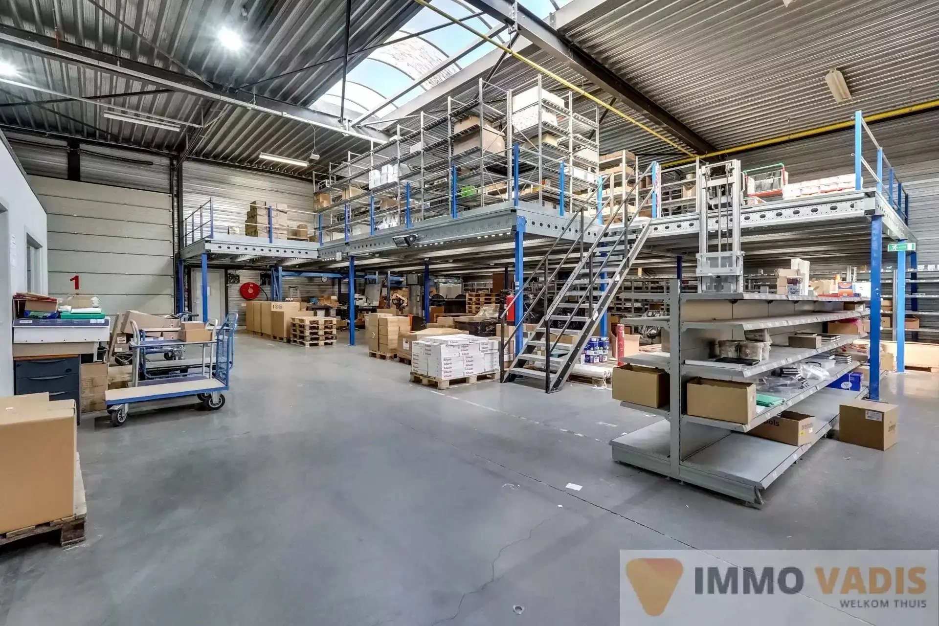 Industrieel gebouw op strategische locatie foto 10